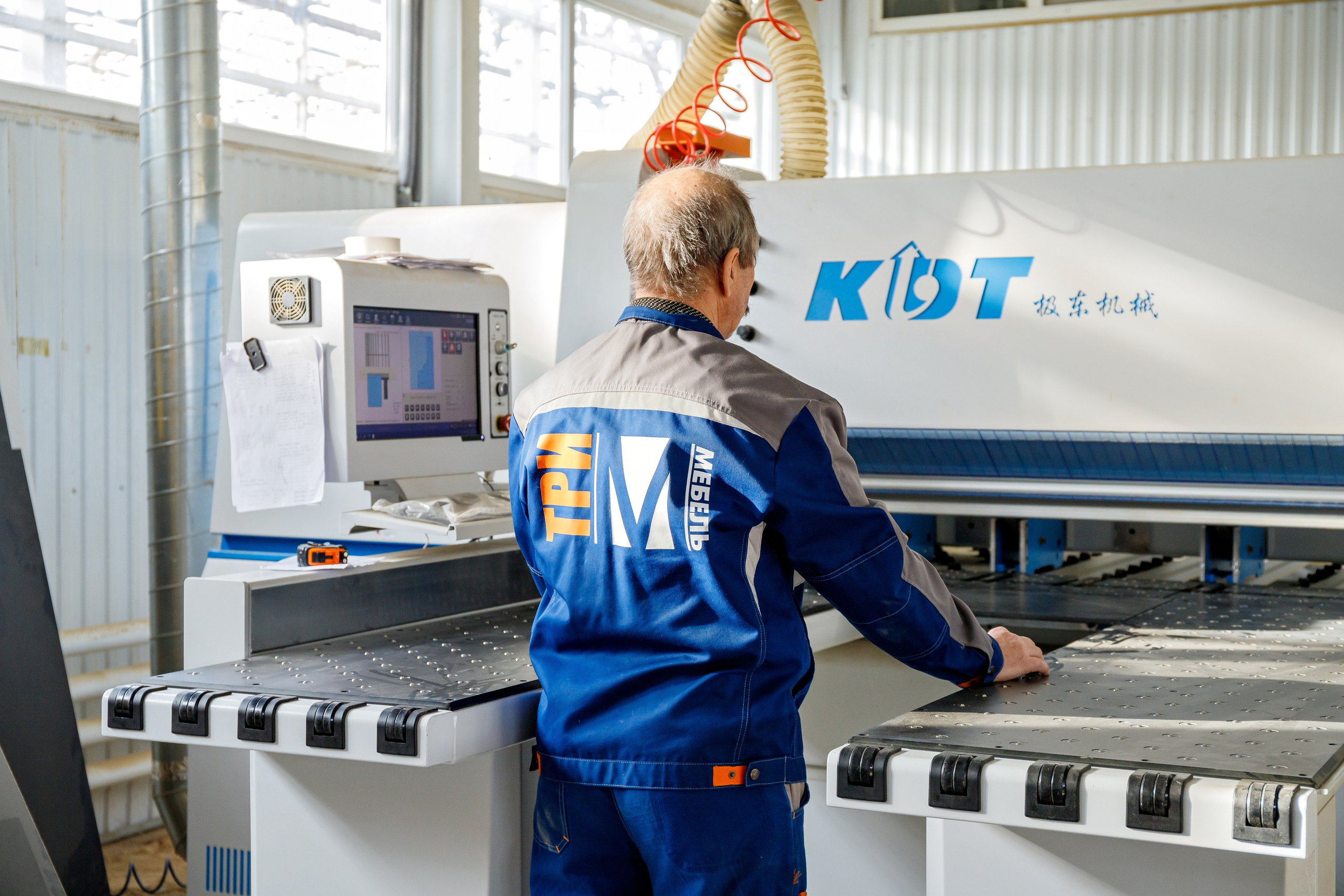 Съёмка производства мебельной фабрики «Три-М»