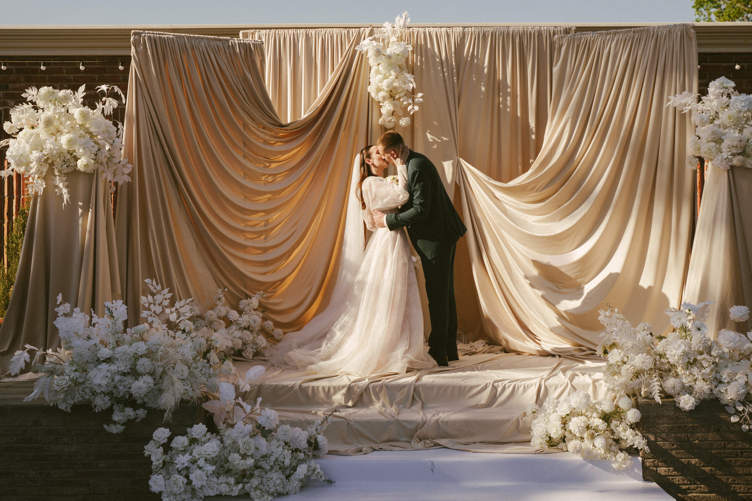 Анатолий и Яна