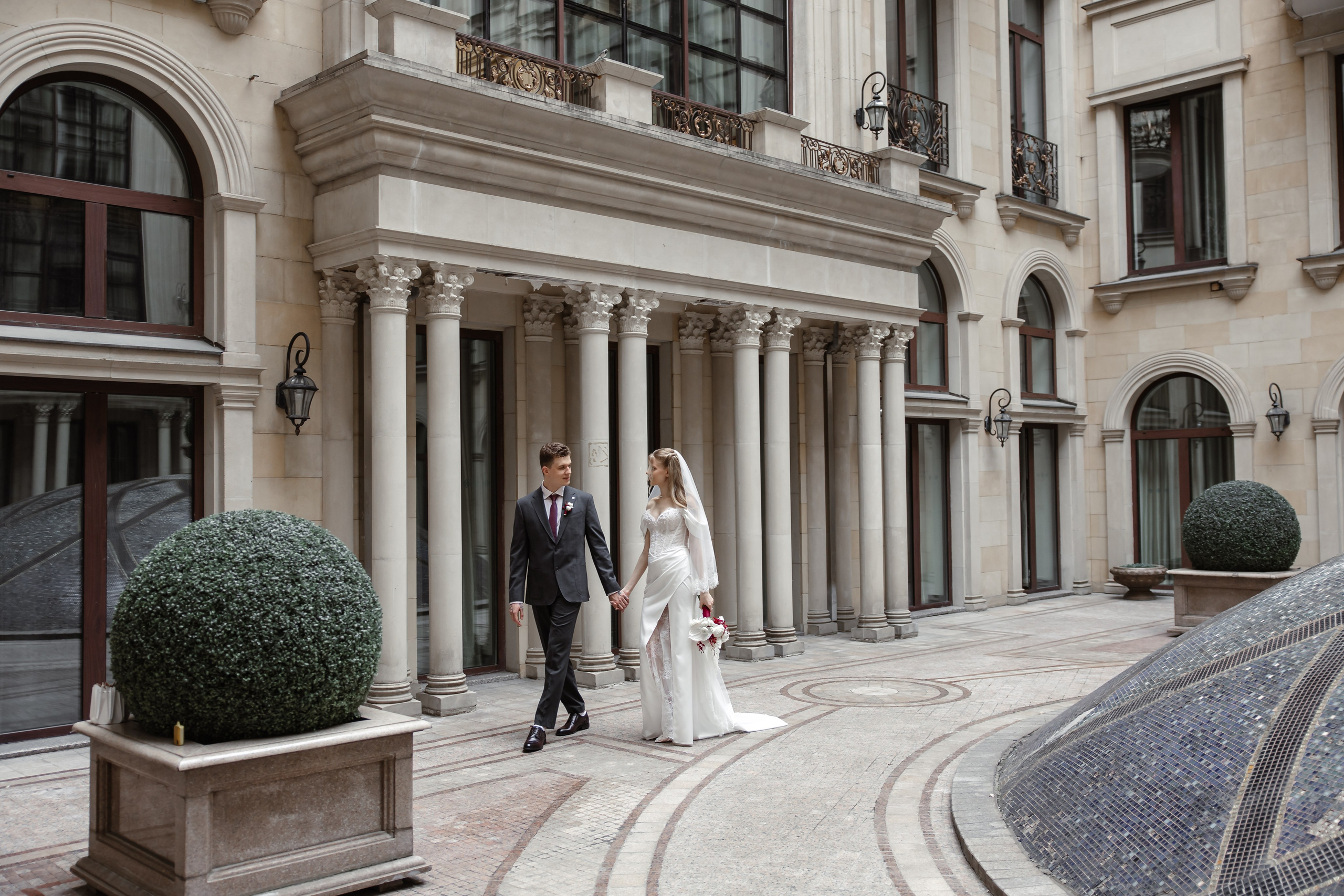 Фото и&nbsp;видео. Полный день. Отель St. Regis Никольская.