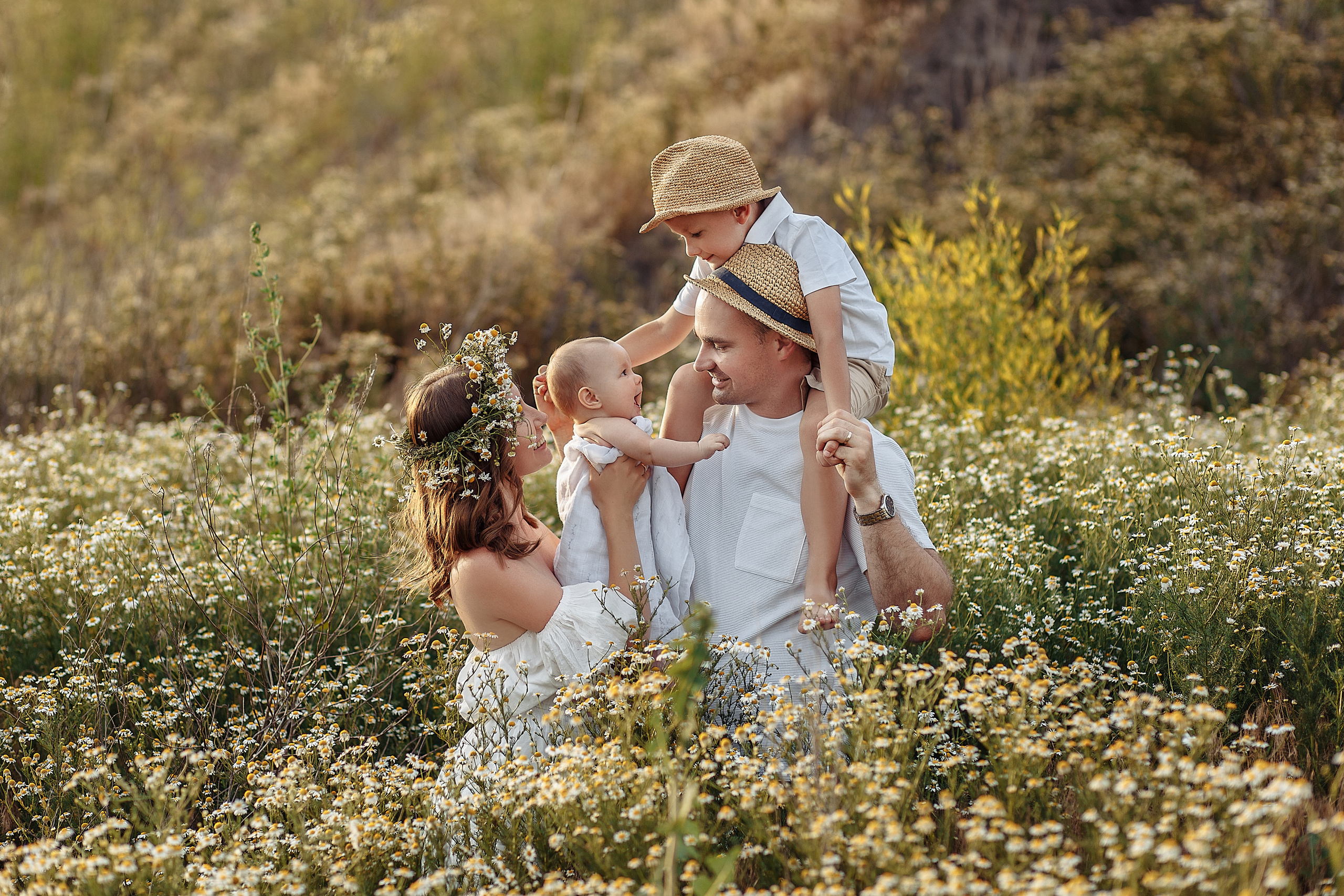 Семейная фотосессия на природе