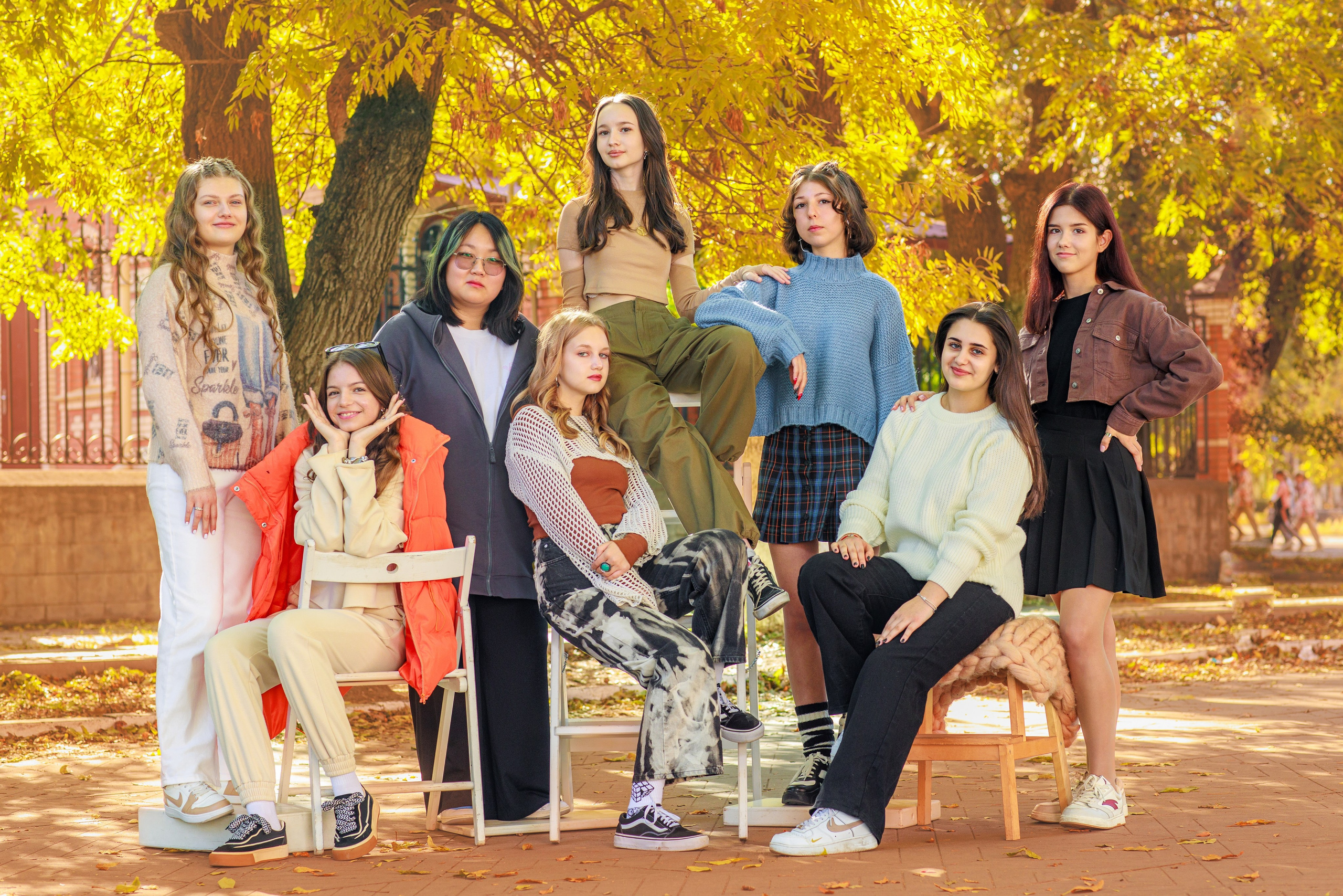 СРЕДНЯЯ ШКОЛА — 9Е КЛАССЫ