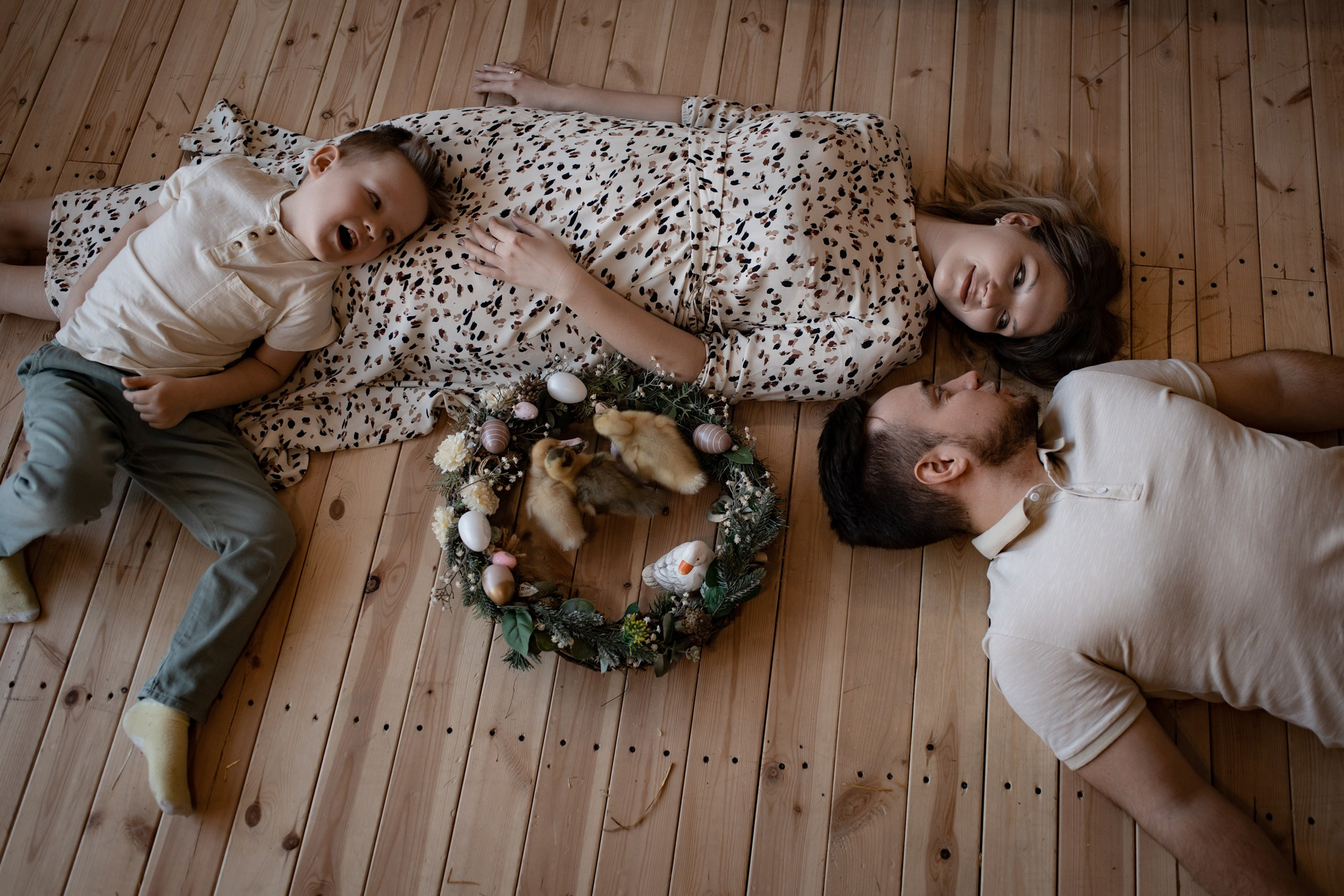 Семейная фотосессия на пасху