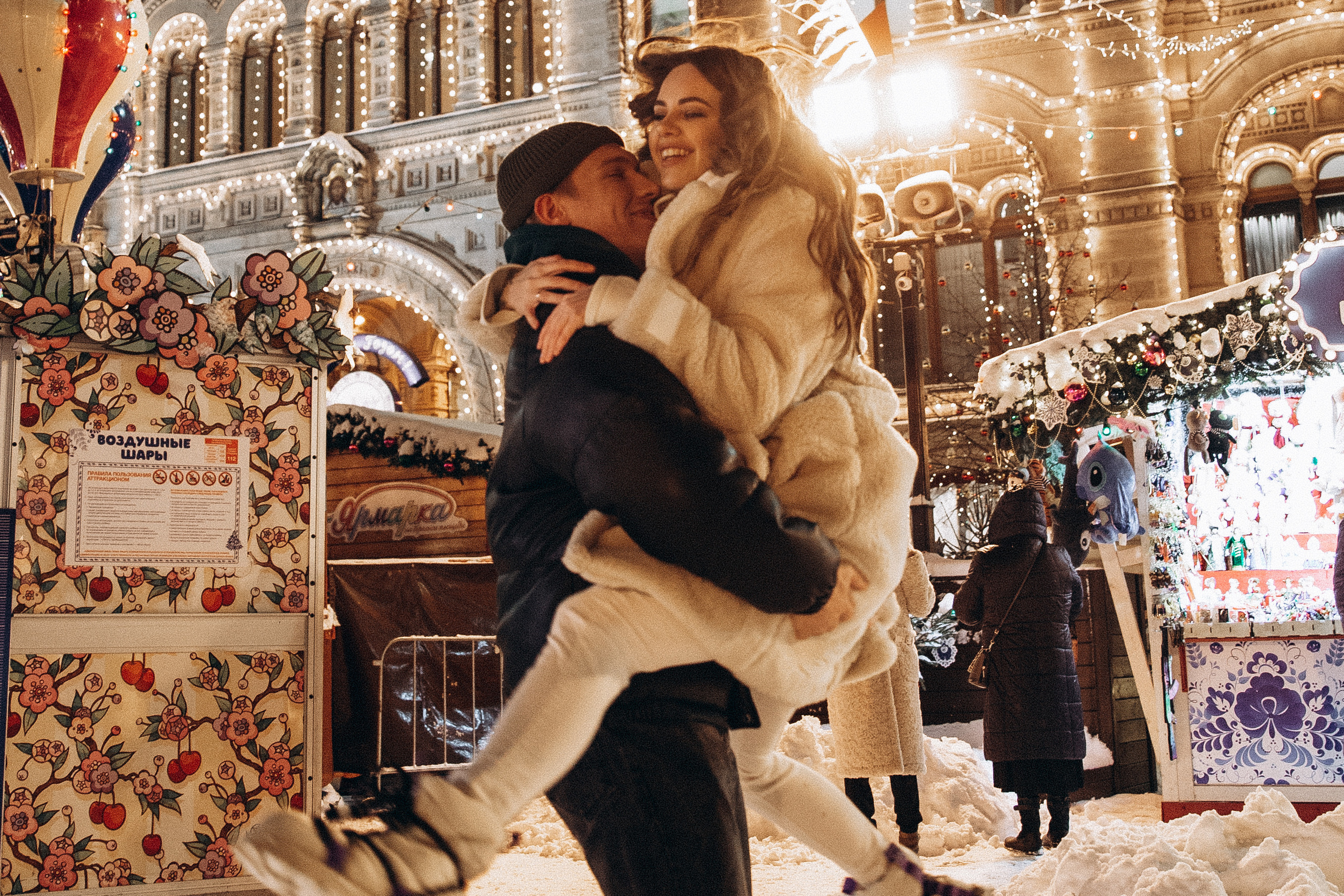 Фотосессия возле новогоднего ГУМа. Глеб и Лера