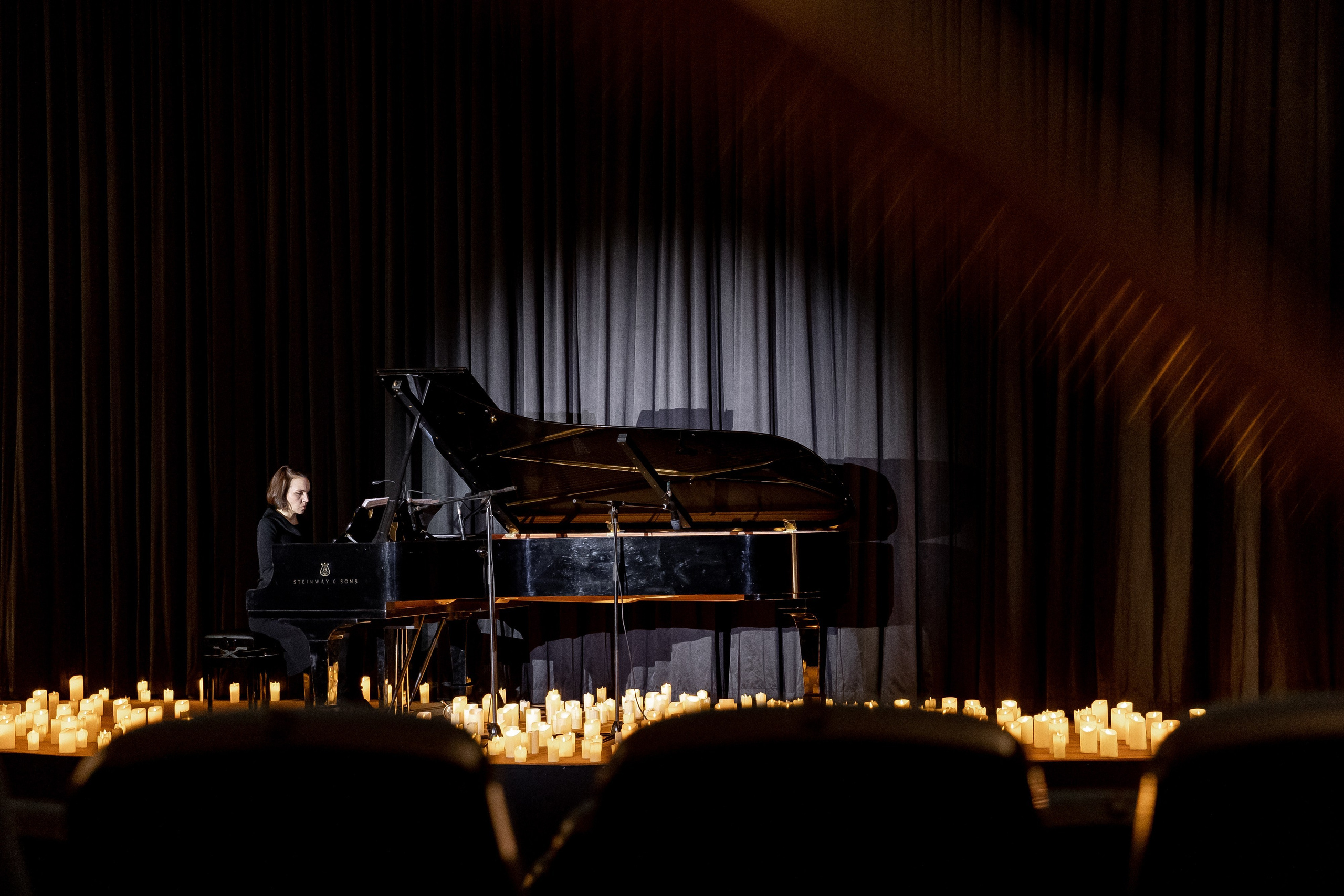 Welcome перед концертом «При свечах»