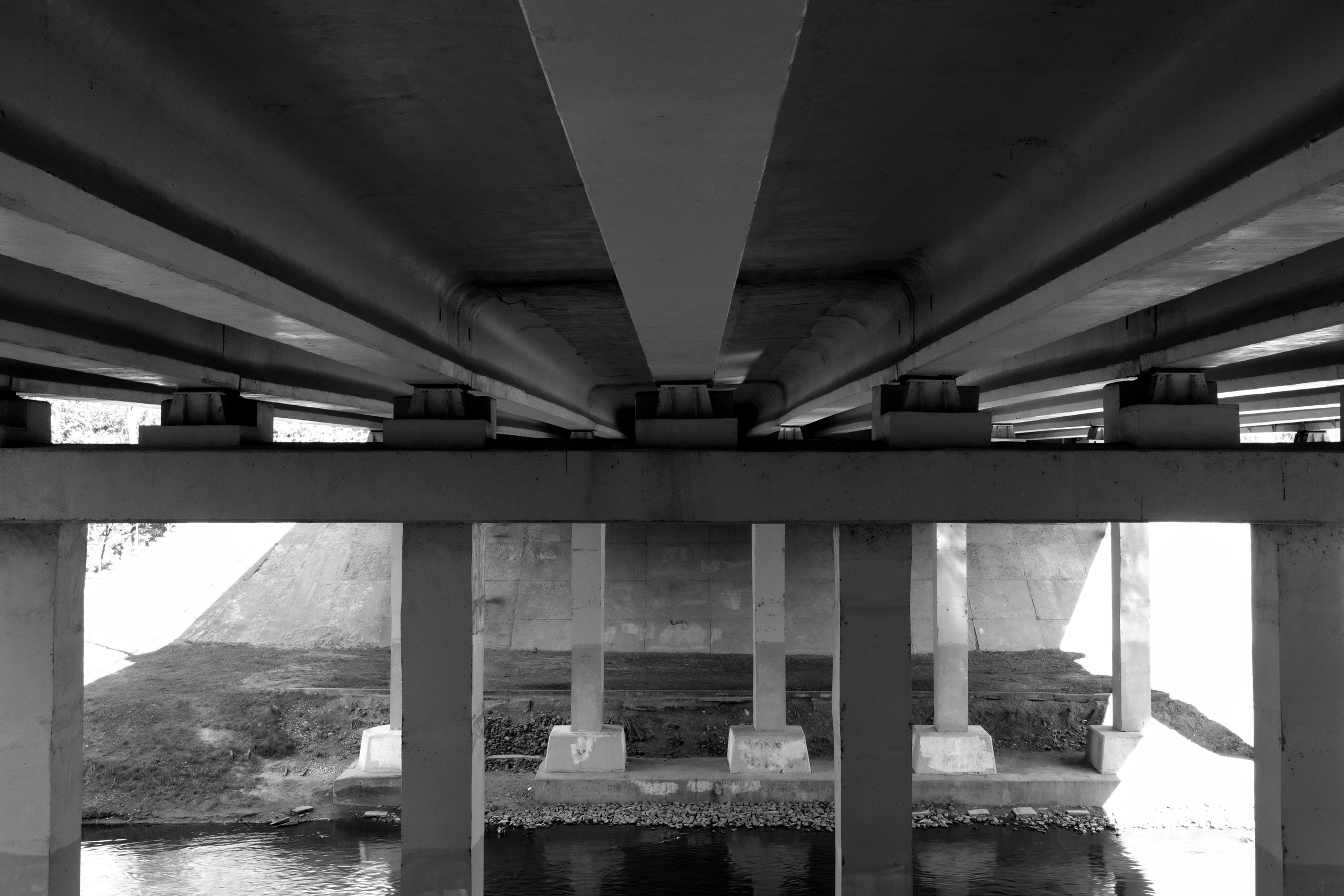 Фотография как продолжение письма, а письмо как форма наблюдения. Камера и слово служат одной задаче: зафиксировать, передать эмоцию и мысль. Личный блог Романа Белугина. Противоядие от повседневности