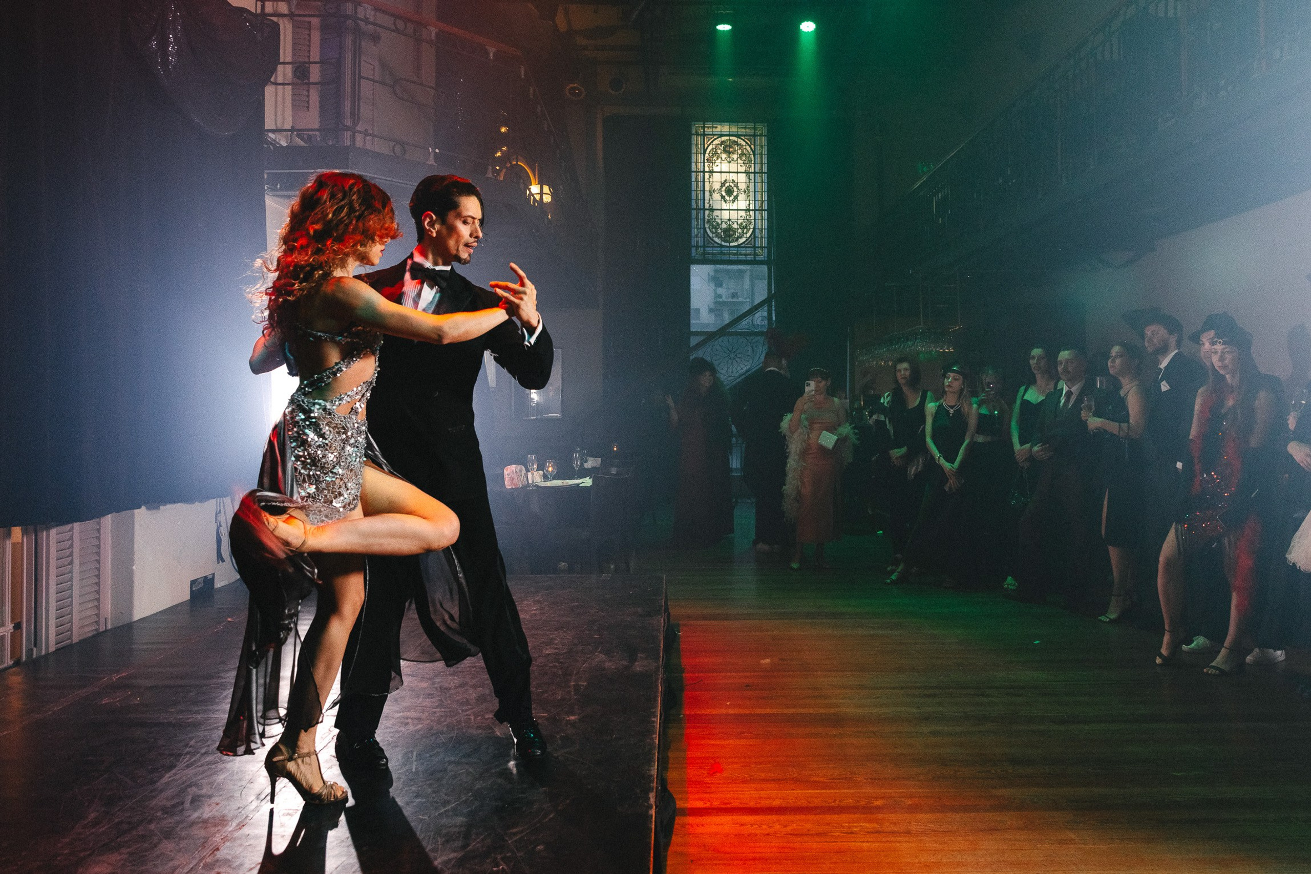 Face Control: Crónica social, anuncios de eventos y reportajes fotográficos