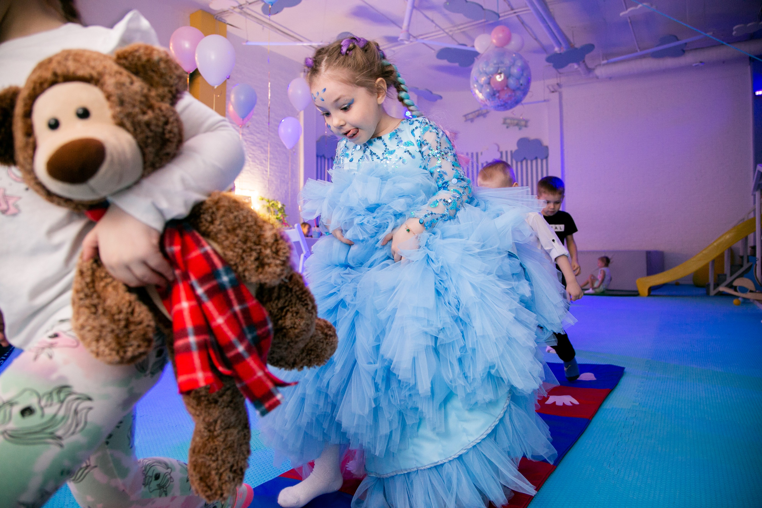 Праздники в Академии чудес