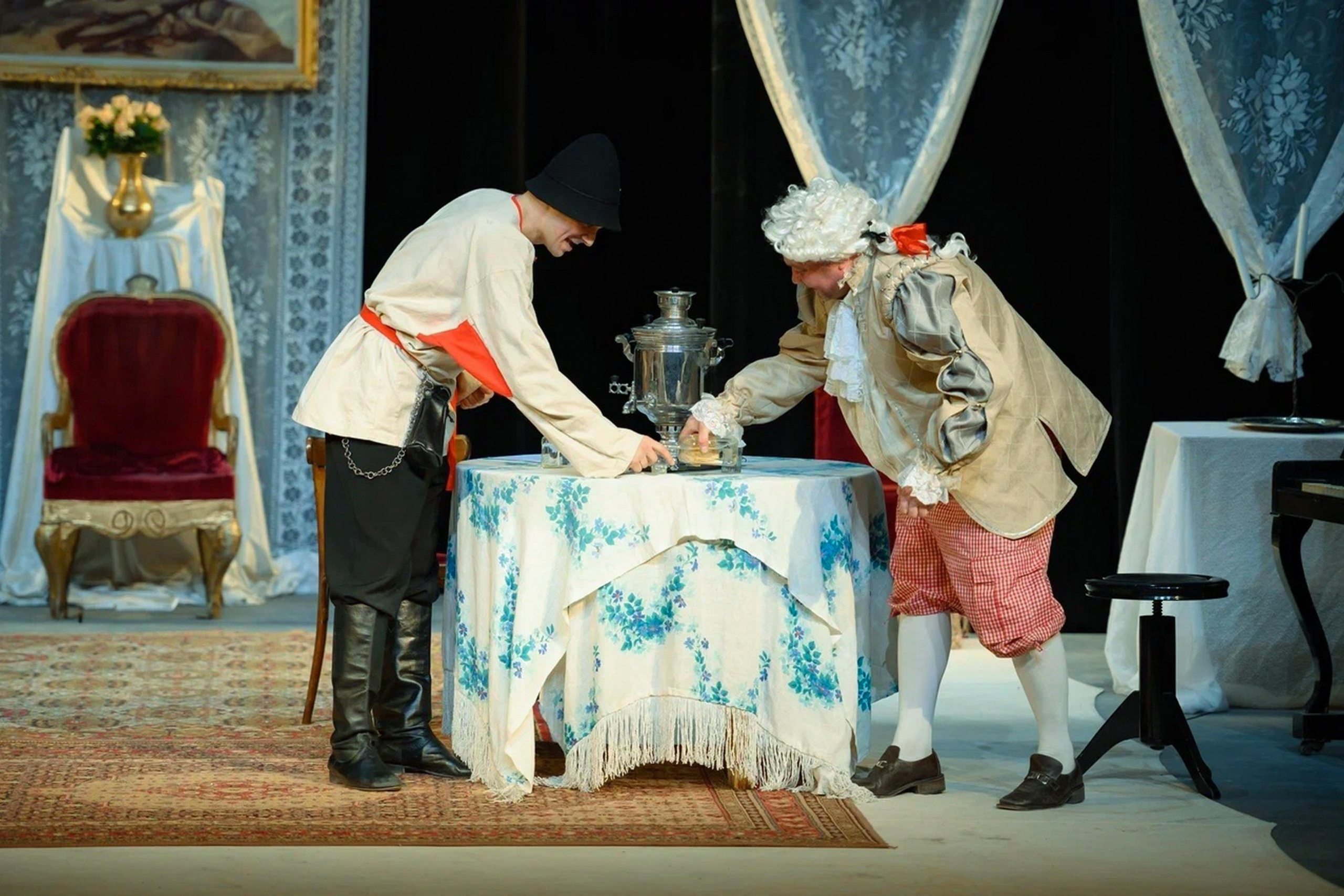 «Барская спесь» или «Анютины глазки» — водевиль. Дом Шрёдера