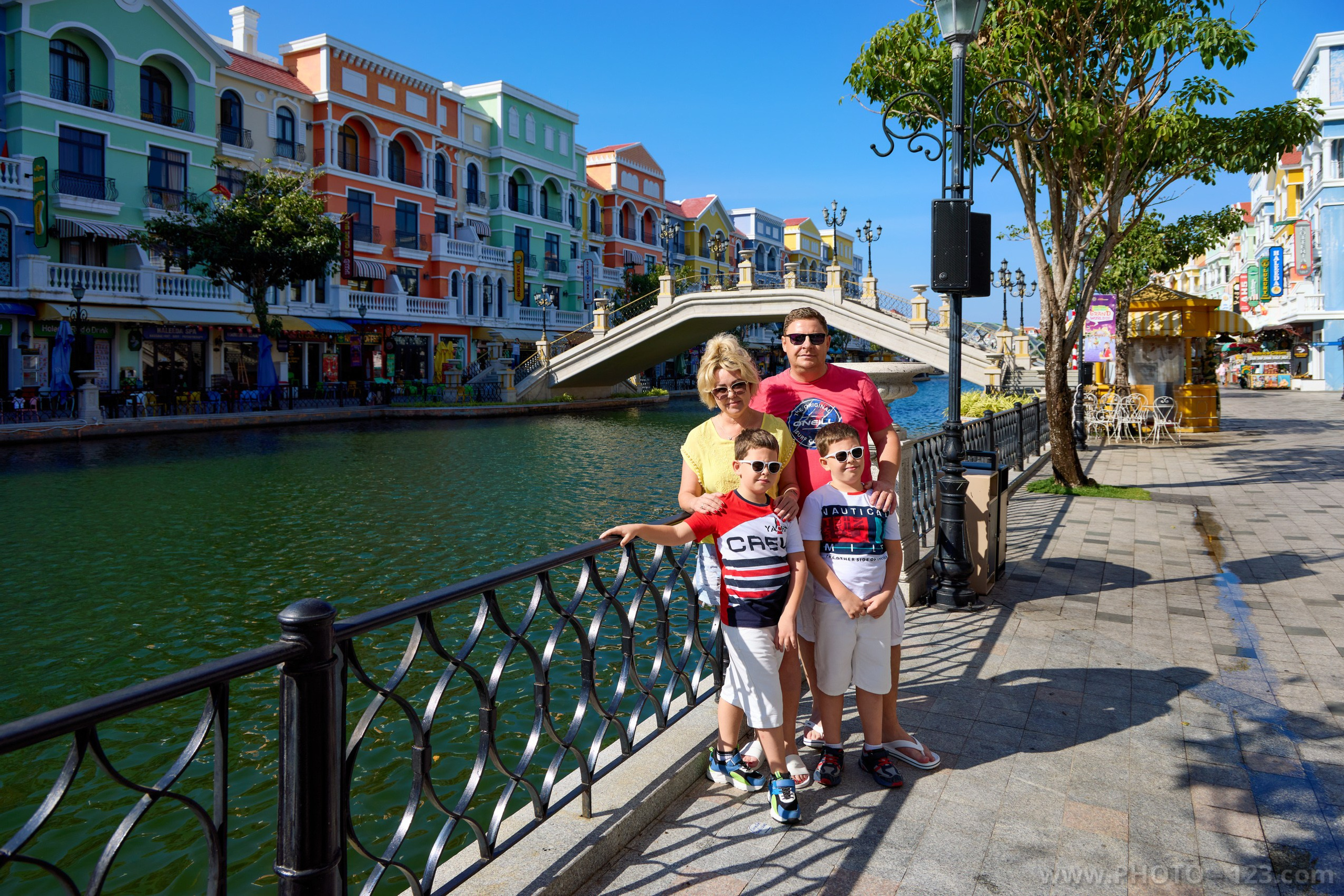 Family Photography in Venice Phu Quoc | Grand World Park