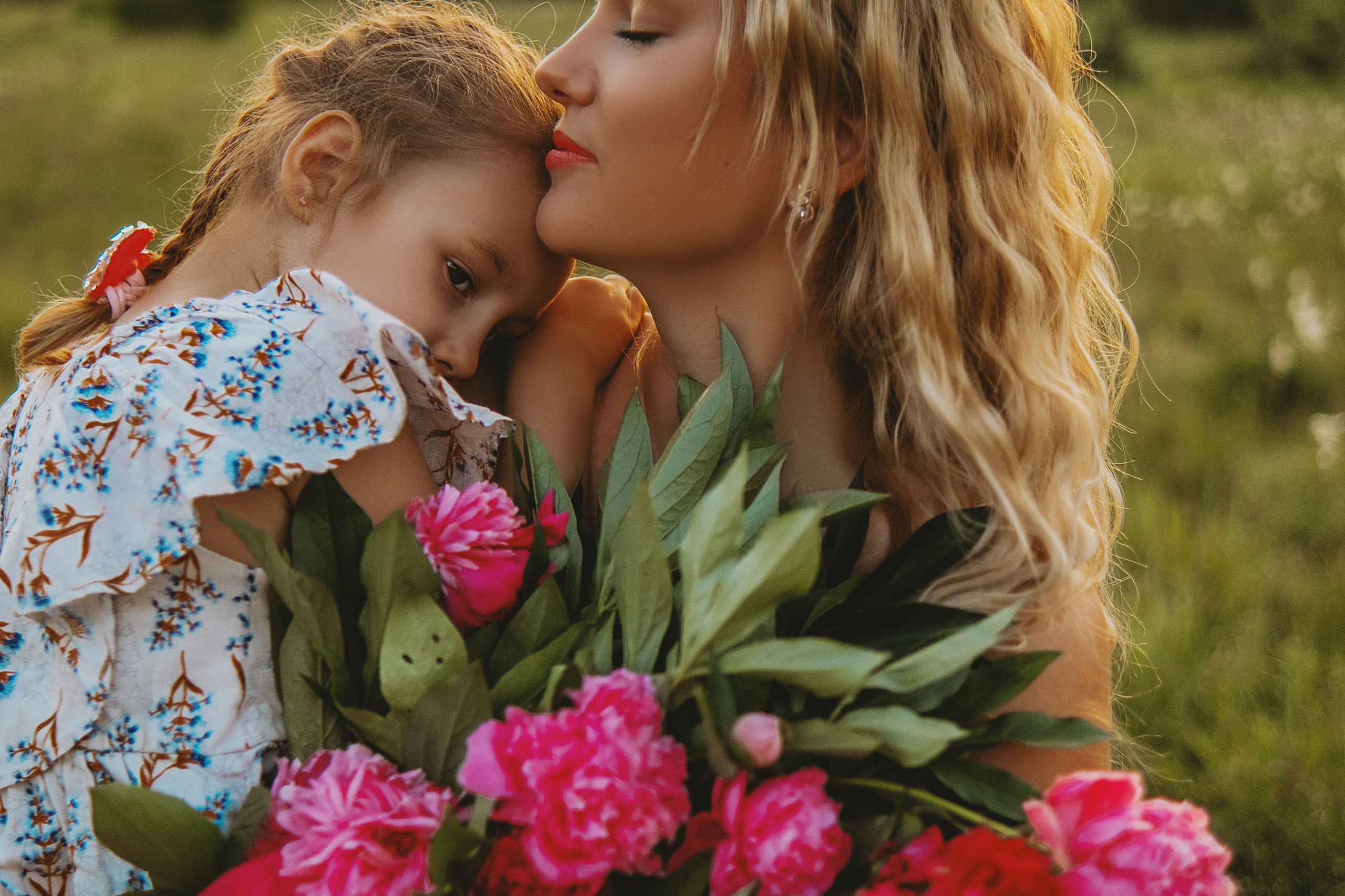 Вероника с семьей