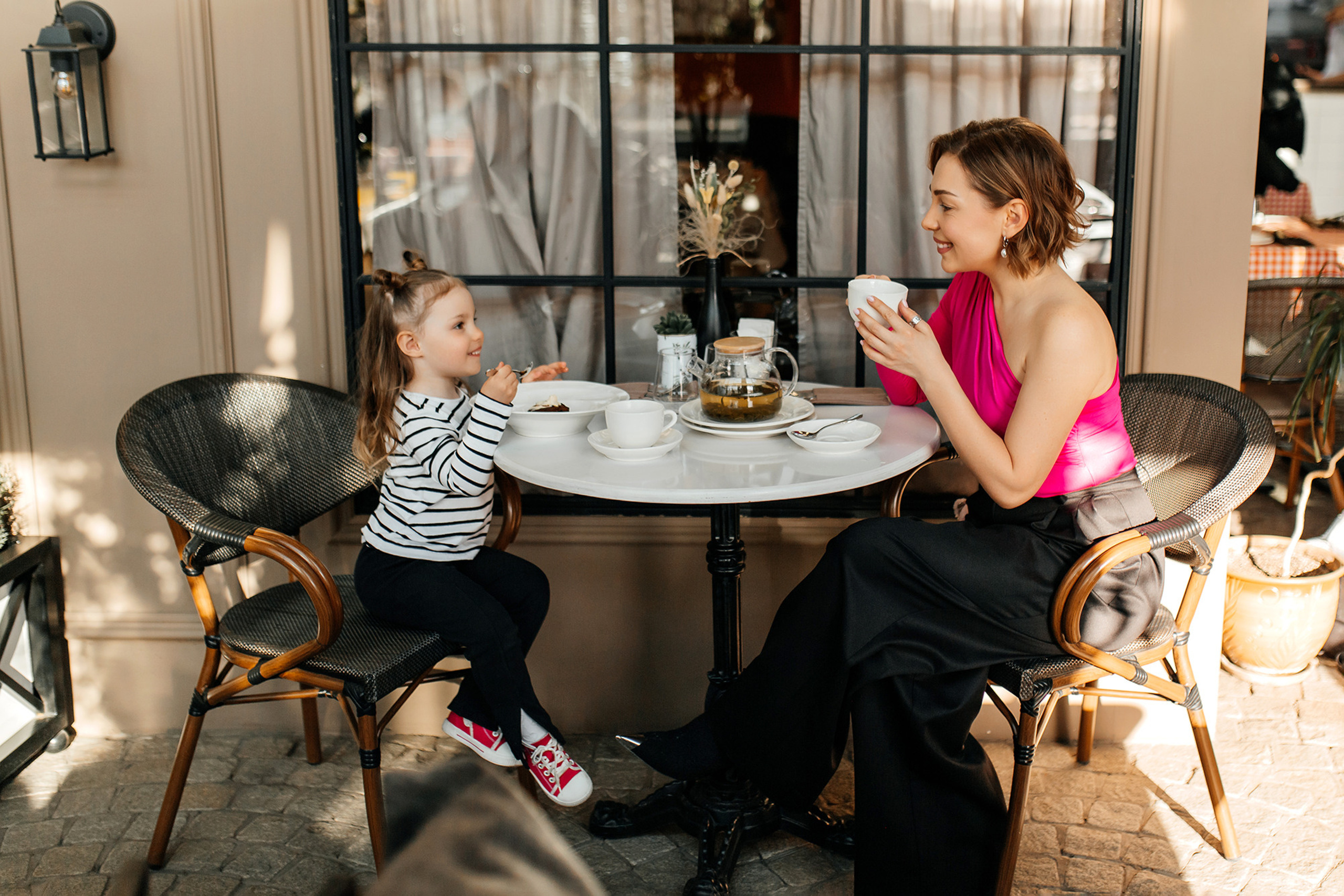 Мама и дочь. Фотопрогулка.