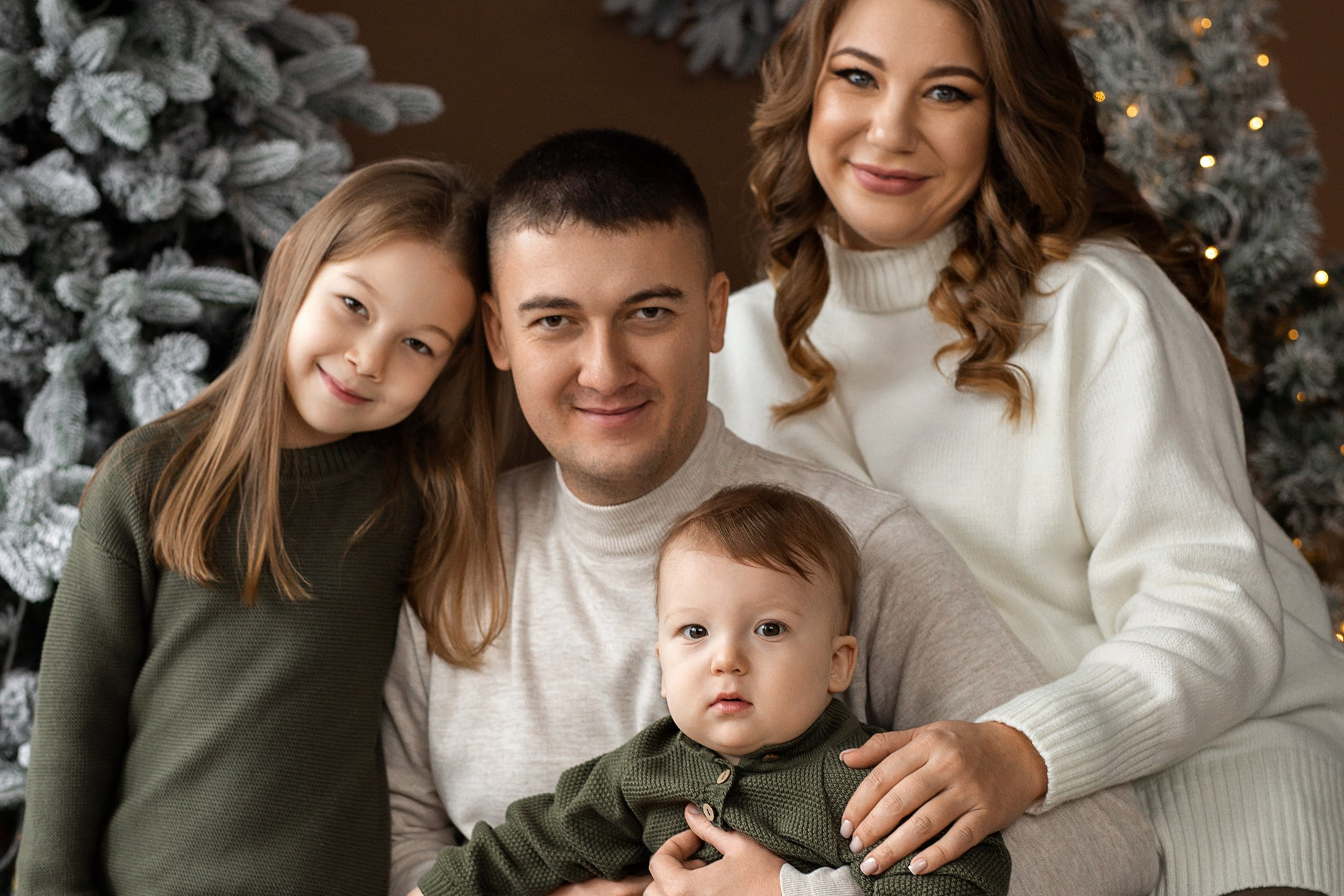 Большая семья. Новый год.