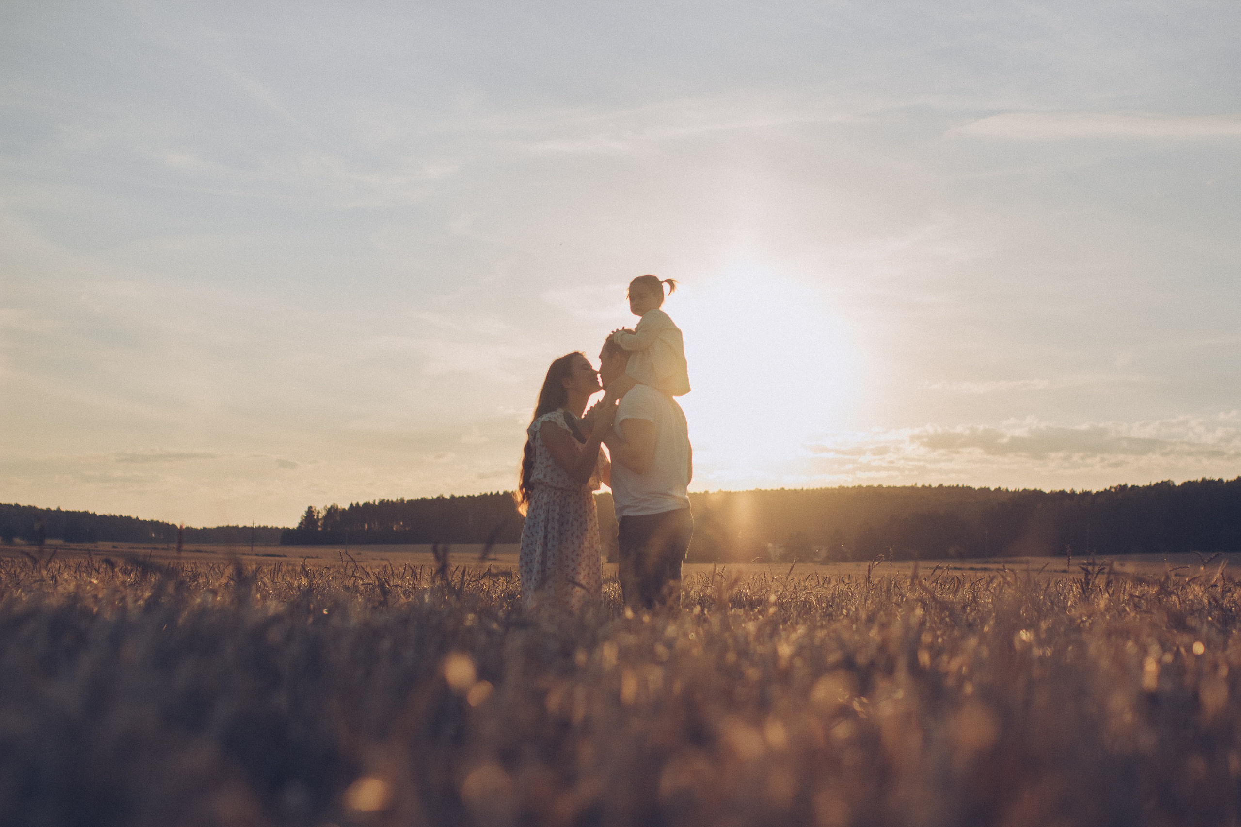 Юля, Миша и Вика