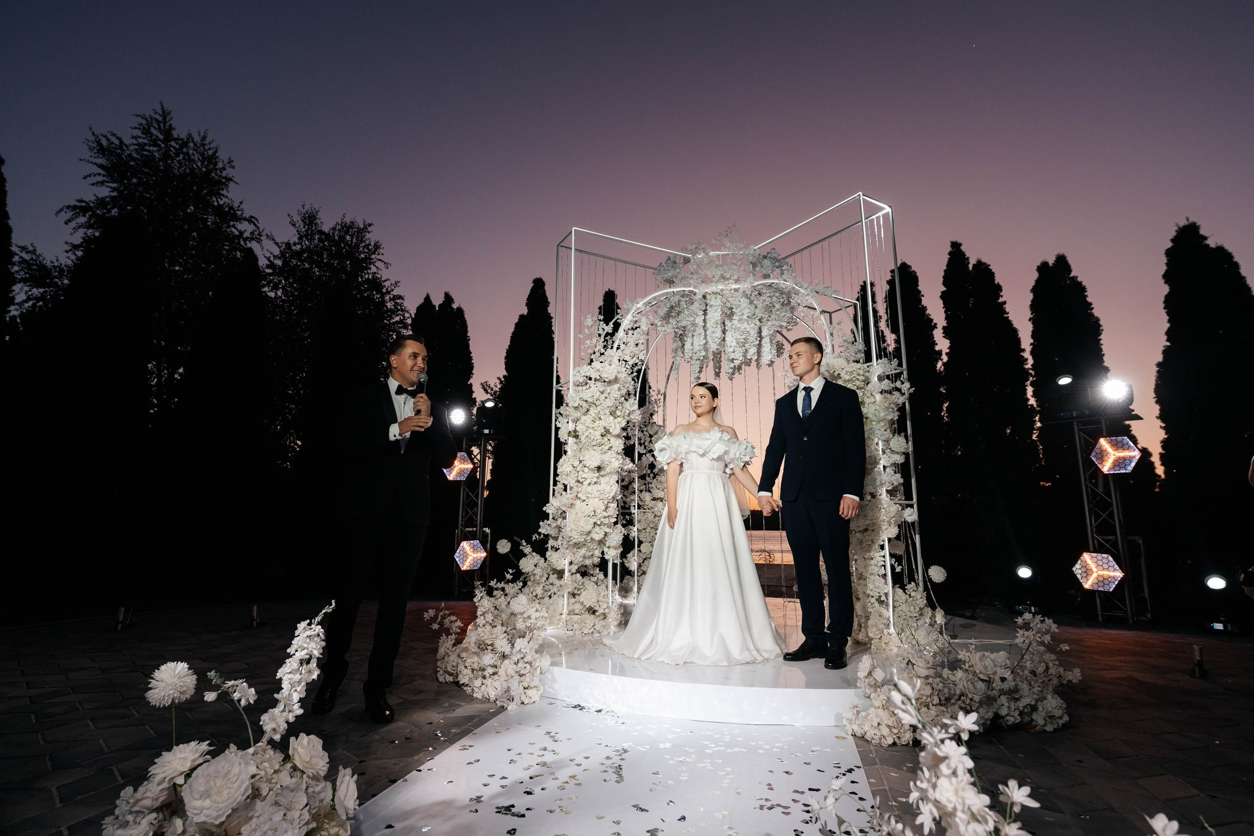 Виктор и Виктория