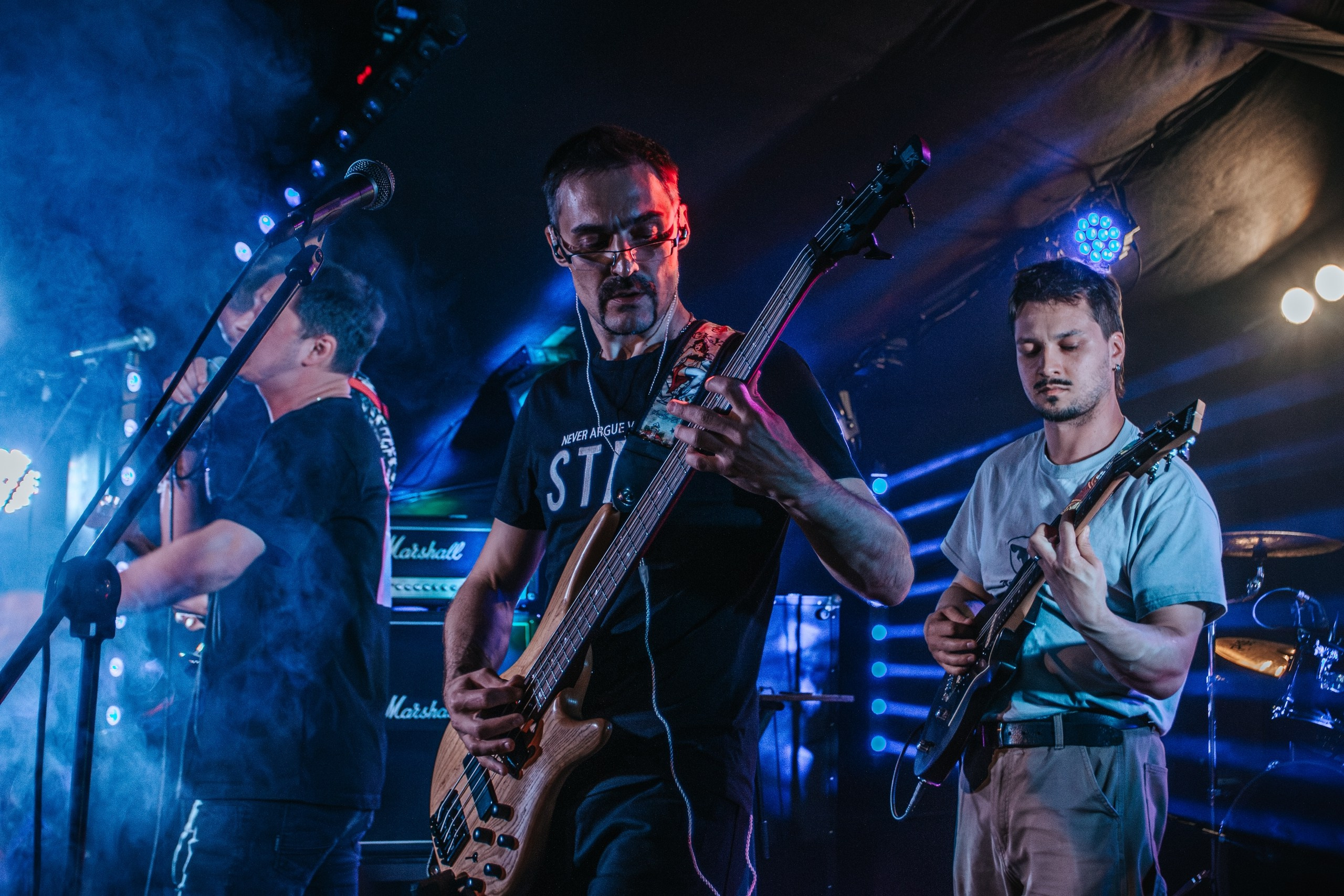 волны&ветер / ALIVE MUSIC SHOW в клубе ACTION, 2024