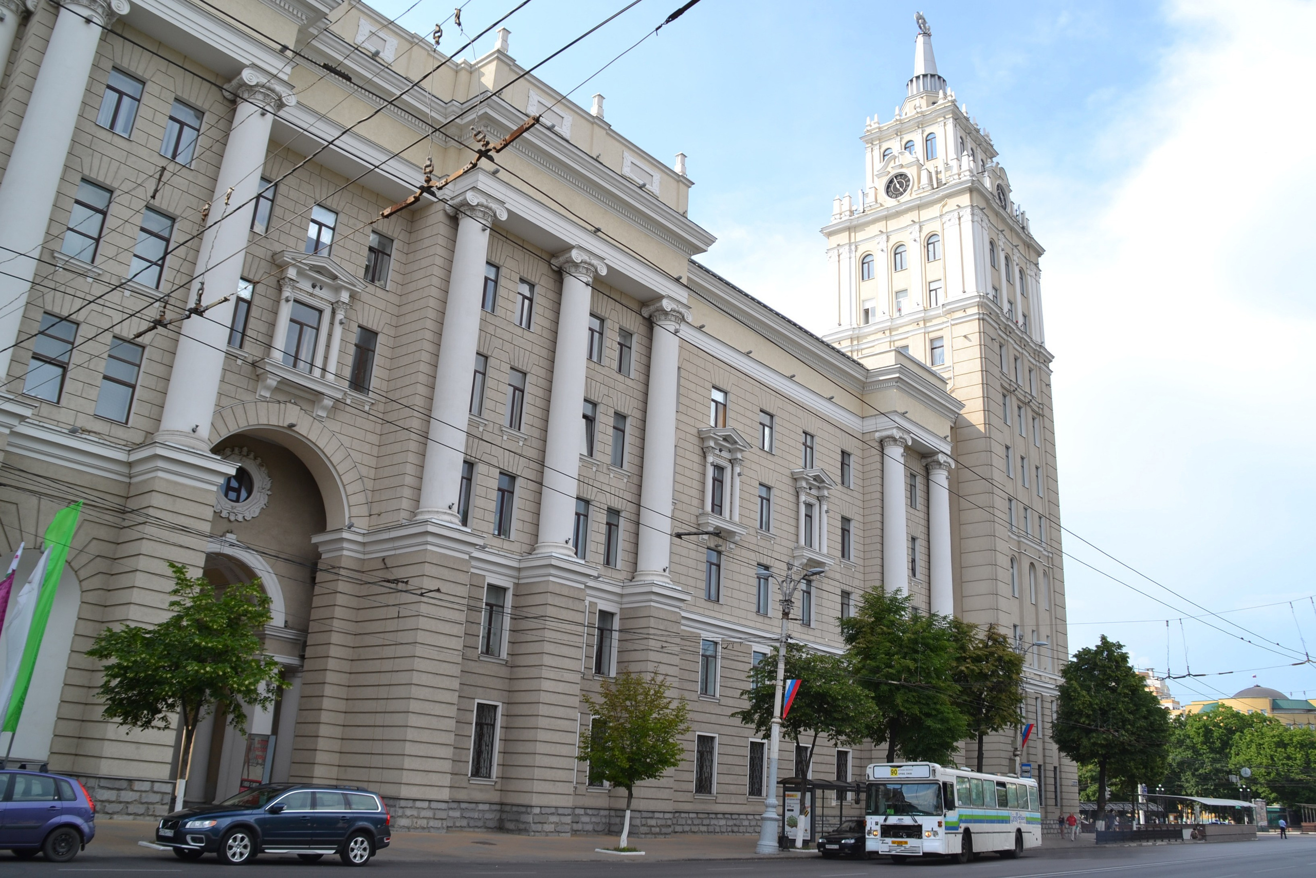 Здание ЮВЖД