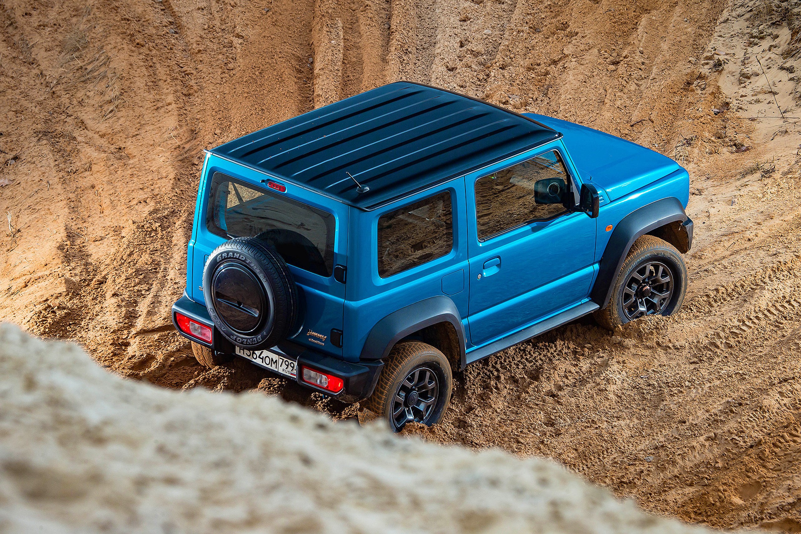 Suzuki Jimny. Фотограф Дмитрий Питерский