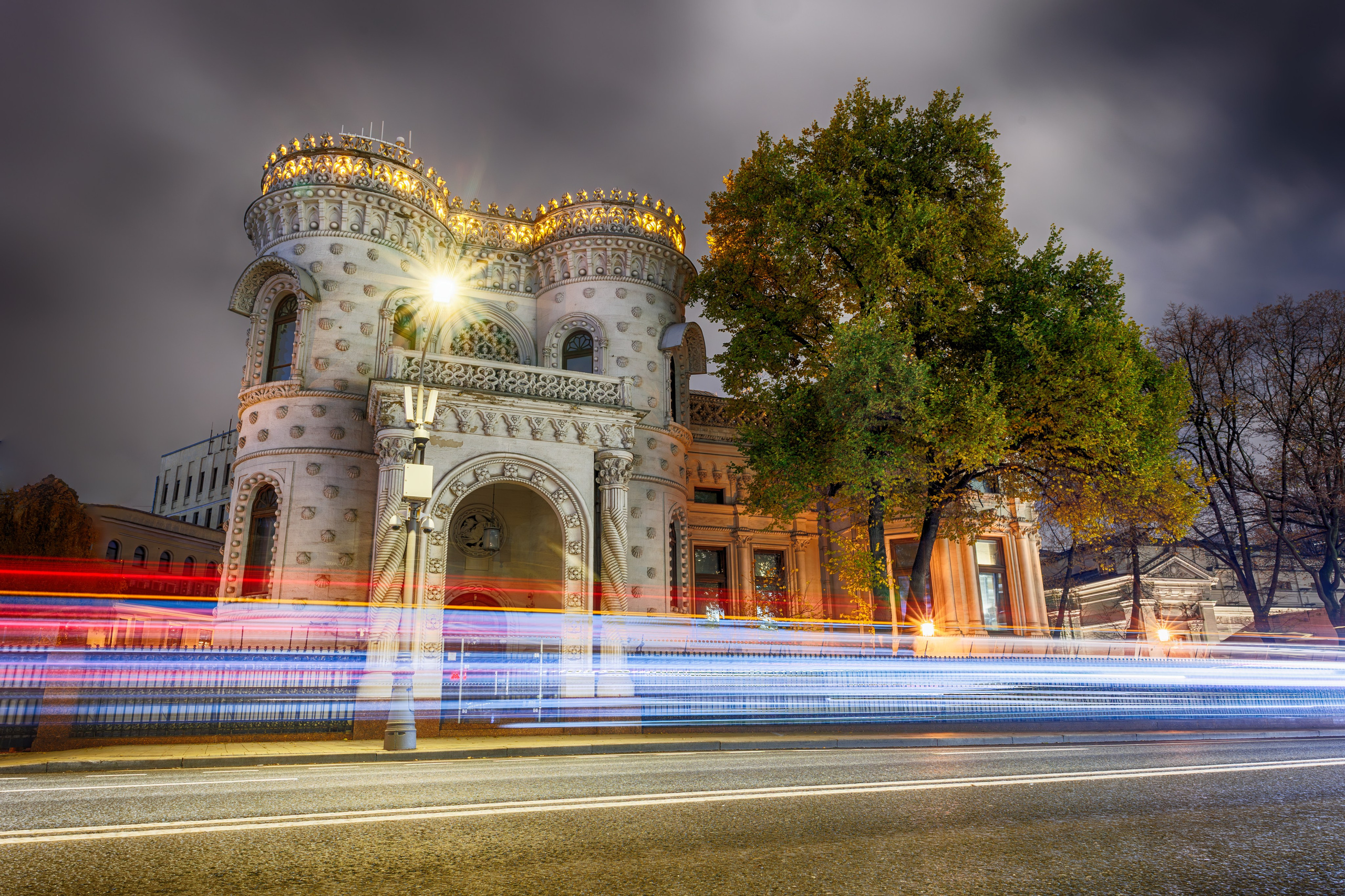 На этой странице будут статьи про наши вечерние и не только прогулки по Москве. 1000 куполов России, фотопроект Вадима Квятковского и Надежды Ельцовой