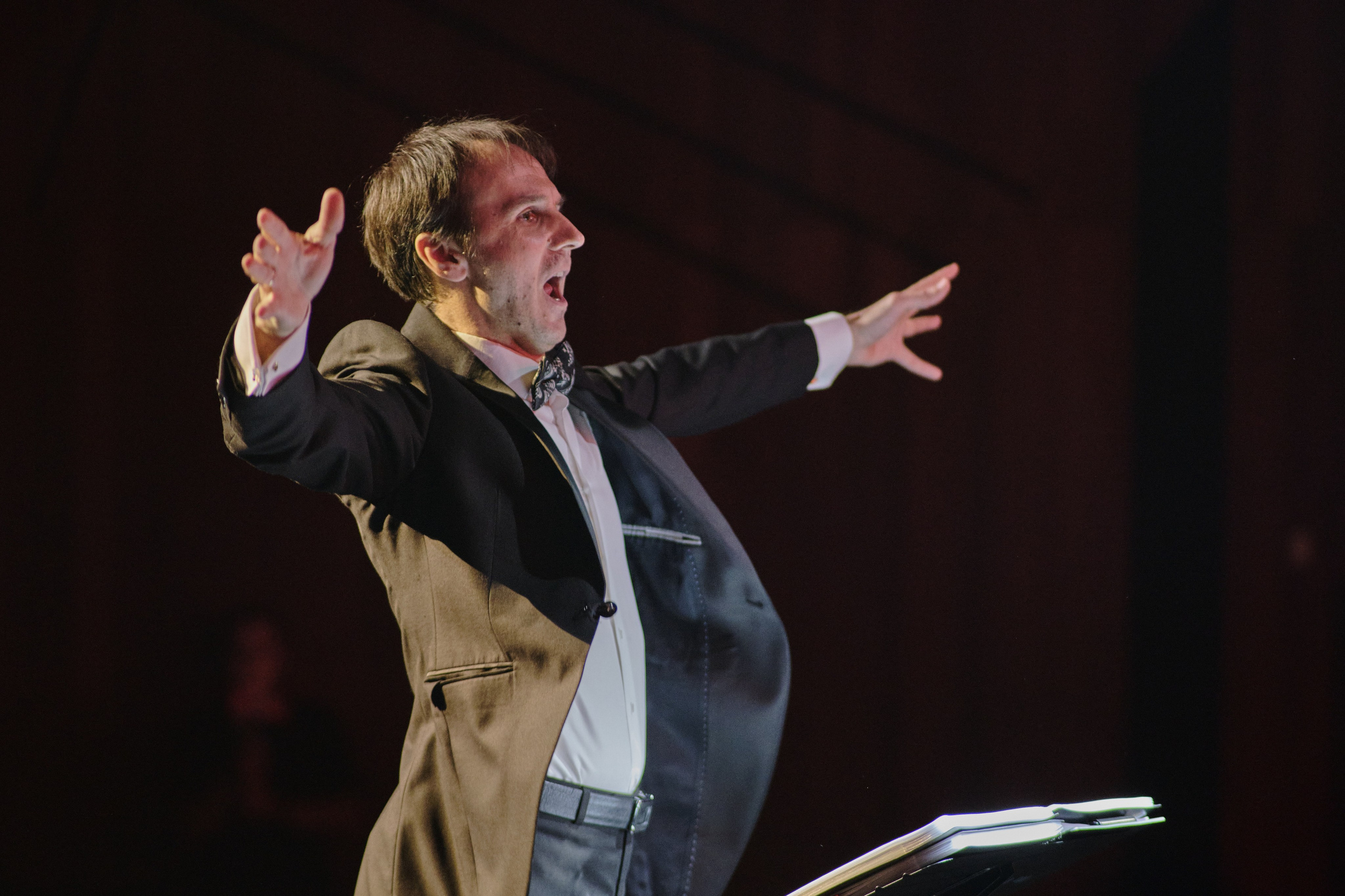 «El Canto» — «Хор must go on!»