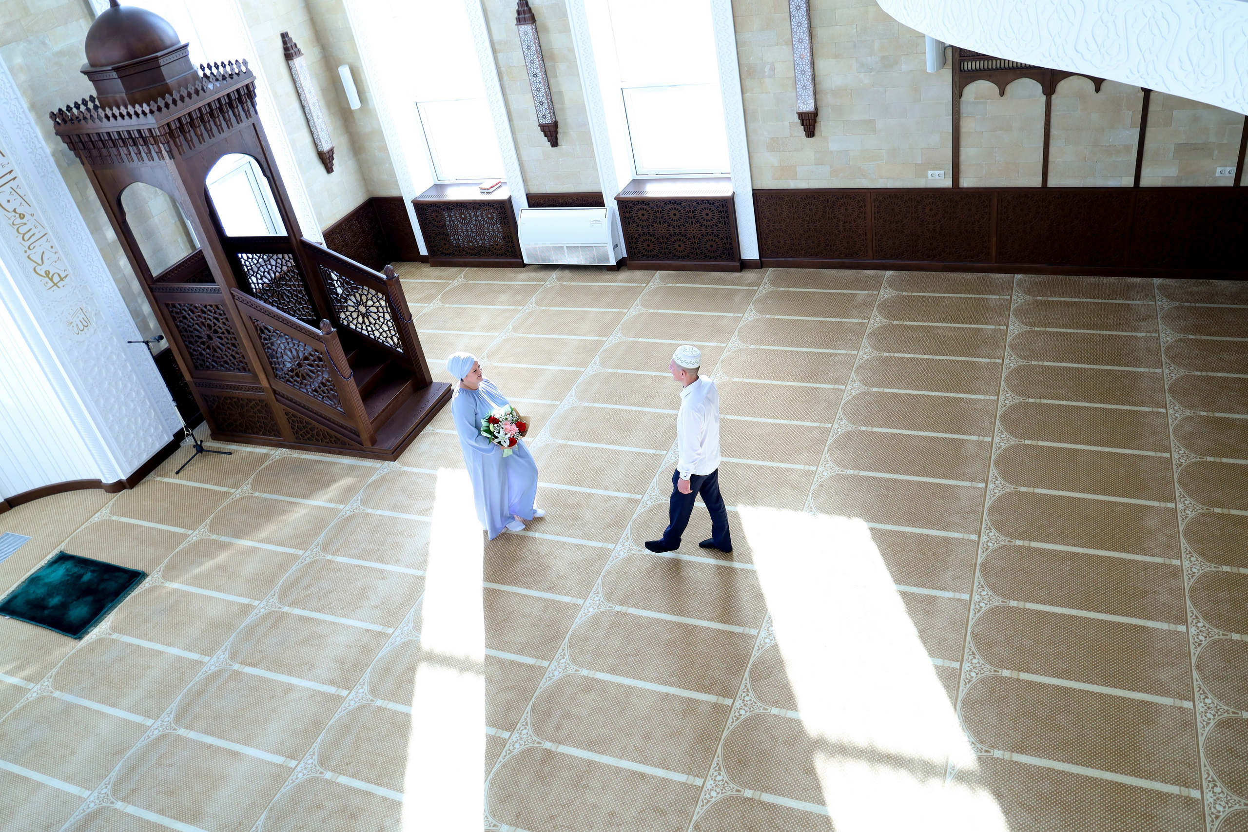 Никах Аделя и Рушании