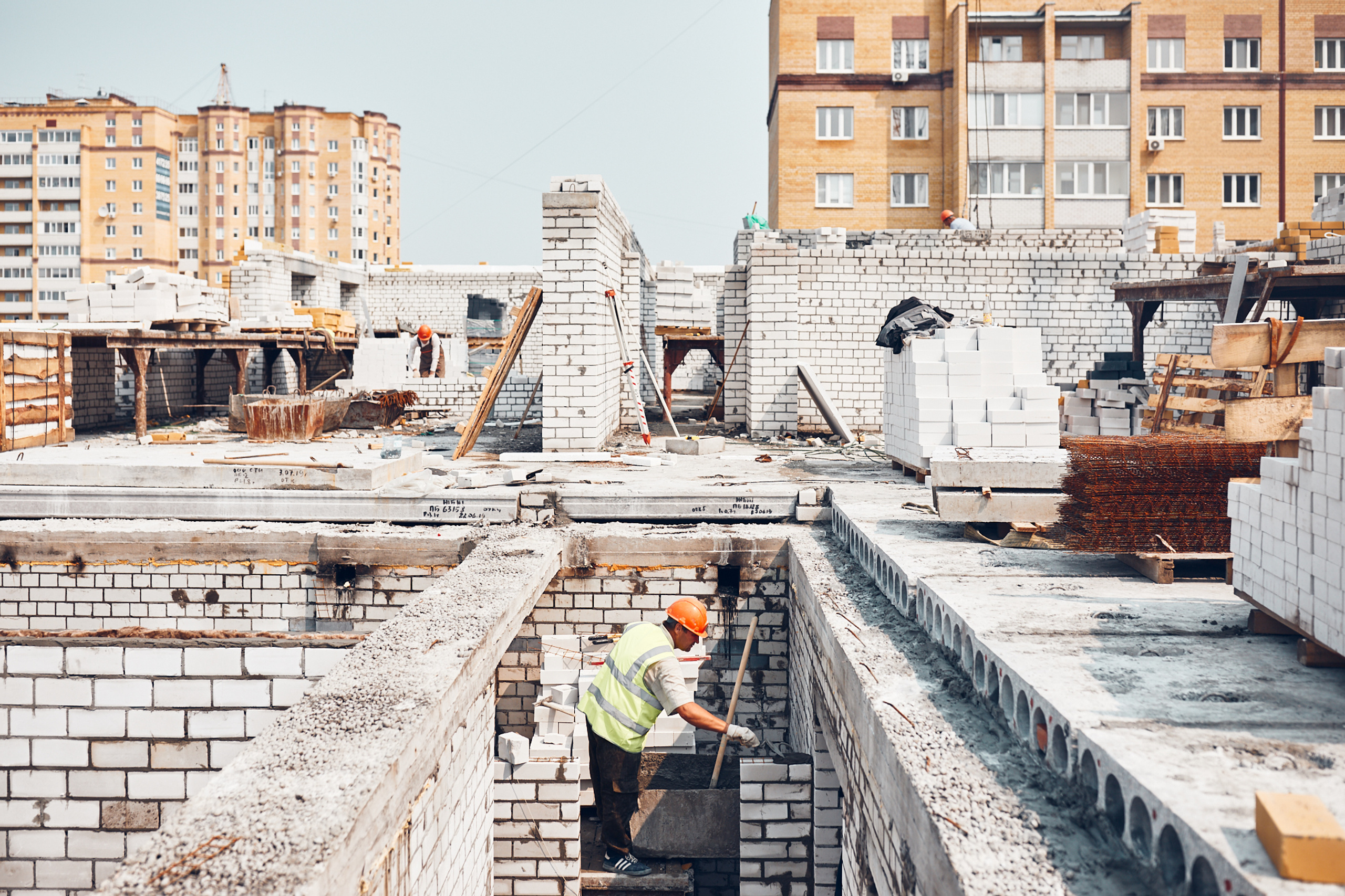 Строительство