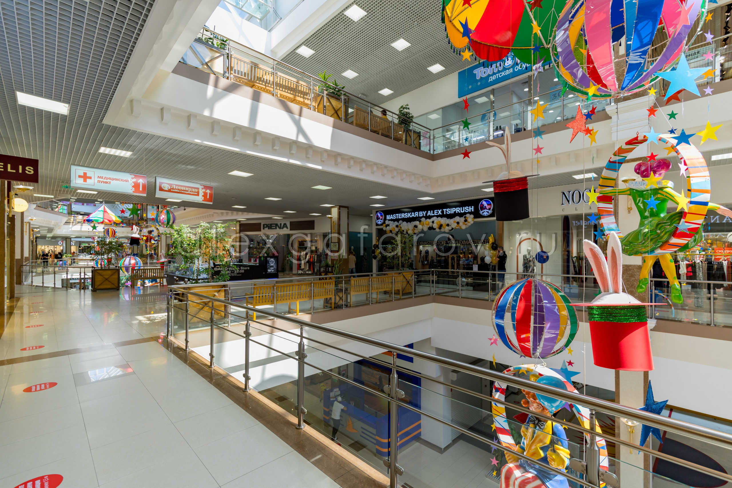 Магазин в торговом центре. Фотограф Гафаров Александр