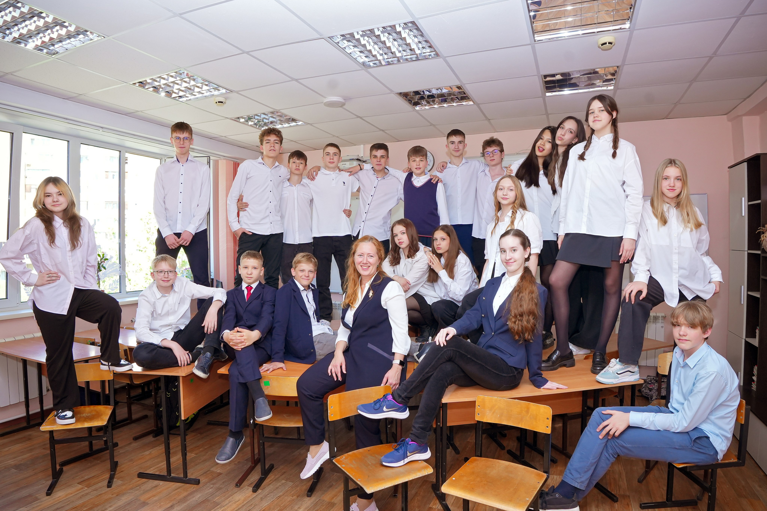 ФОТОСЕССИЯ старших классов. 700р с человека, от 15 человек.