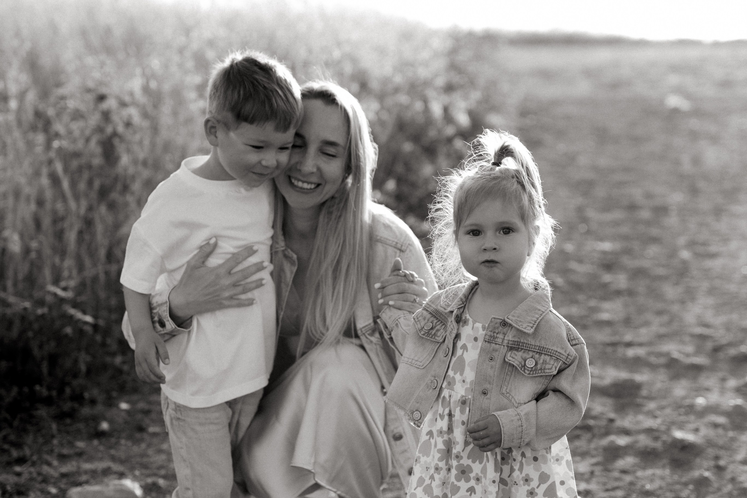 Family: Iryne, Misha & Mira