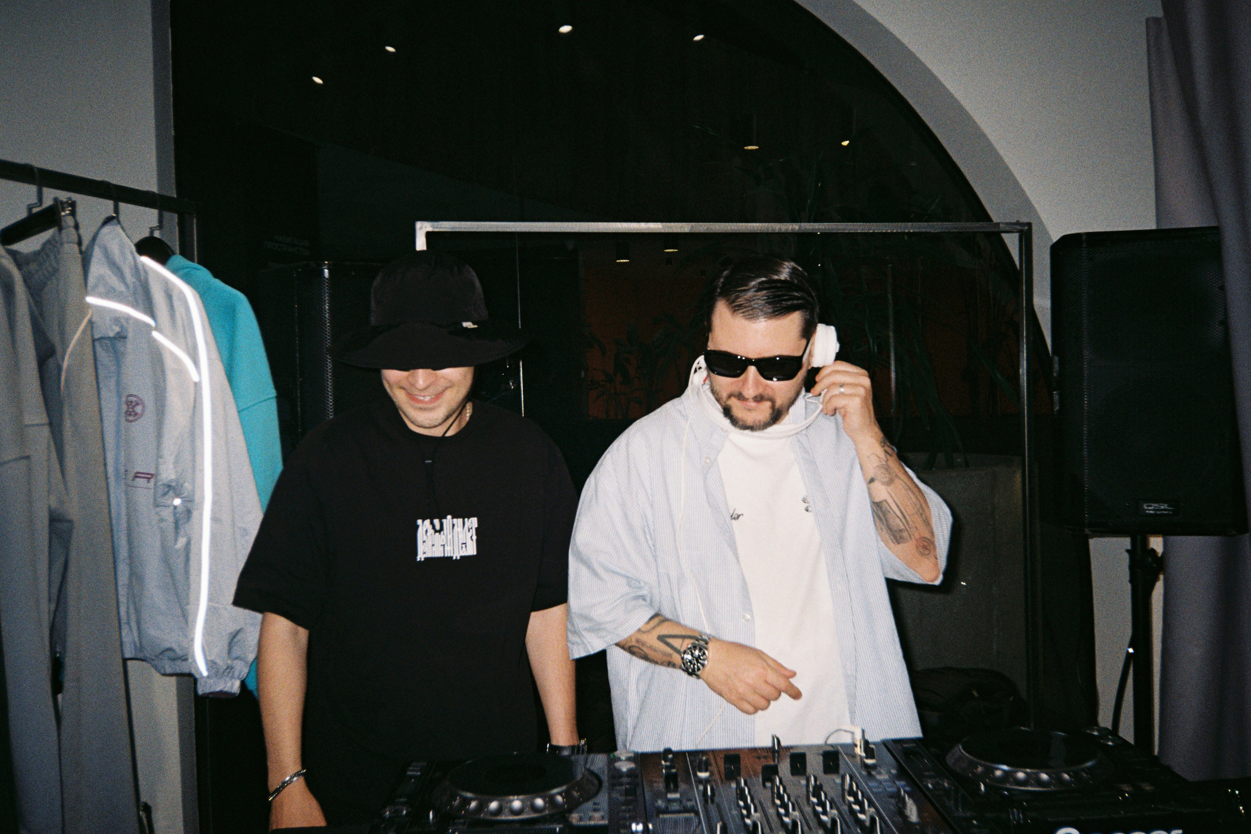 Brûler d'Amour, июль 2025