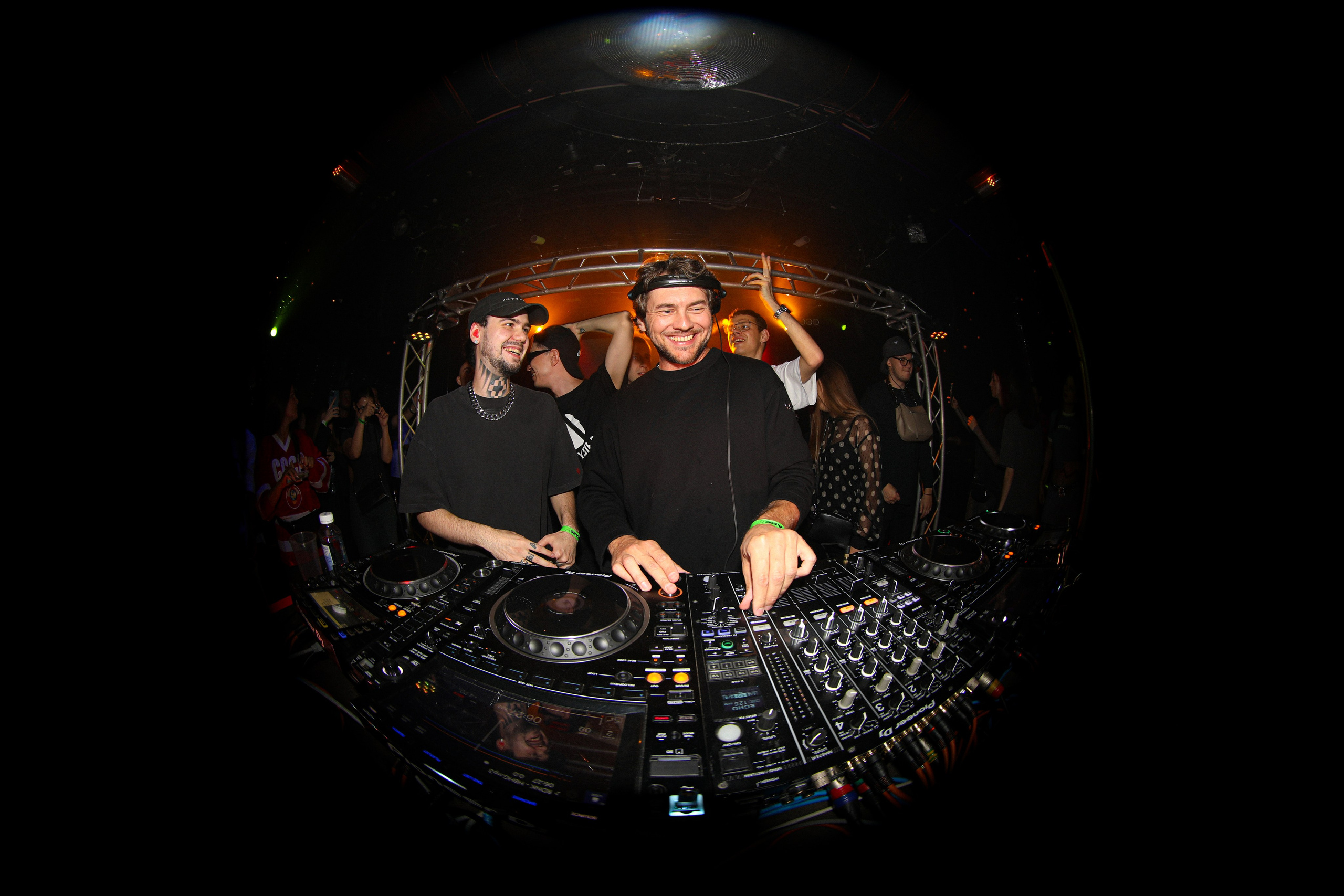 CRANE | GOODBYE SUMMER | 31.08.24