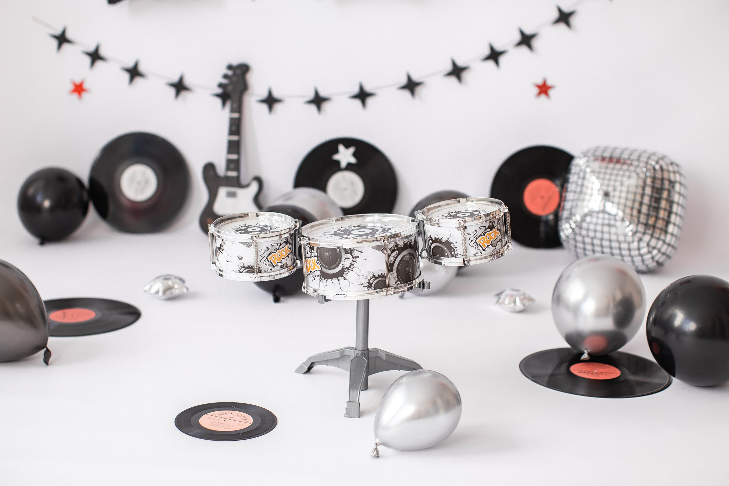 Тематические образы от 8 месяцев