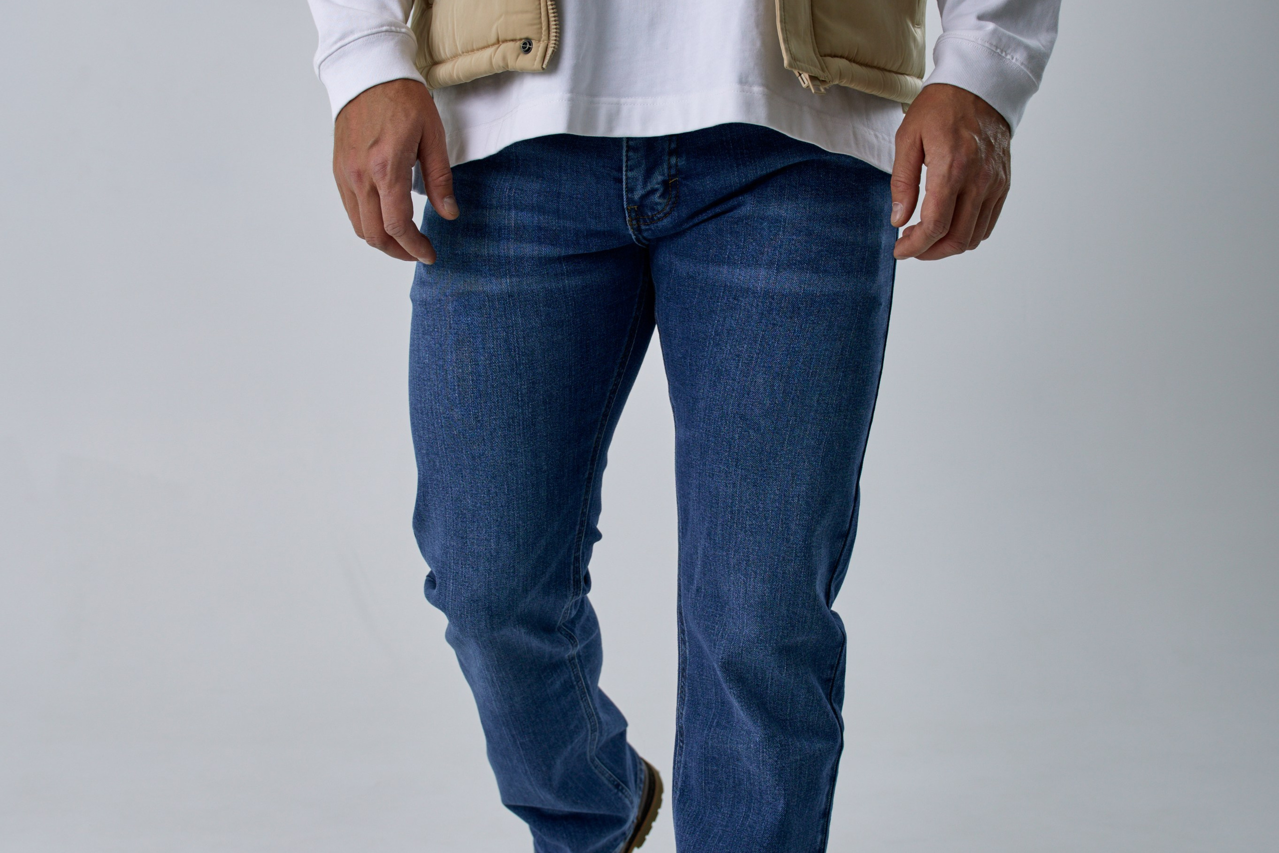 Мужские джинсы