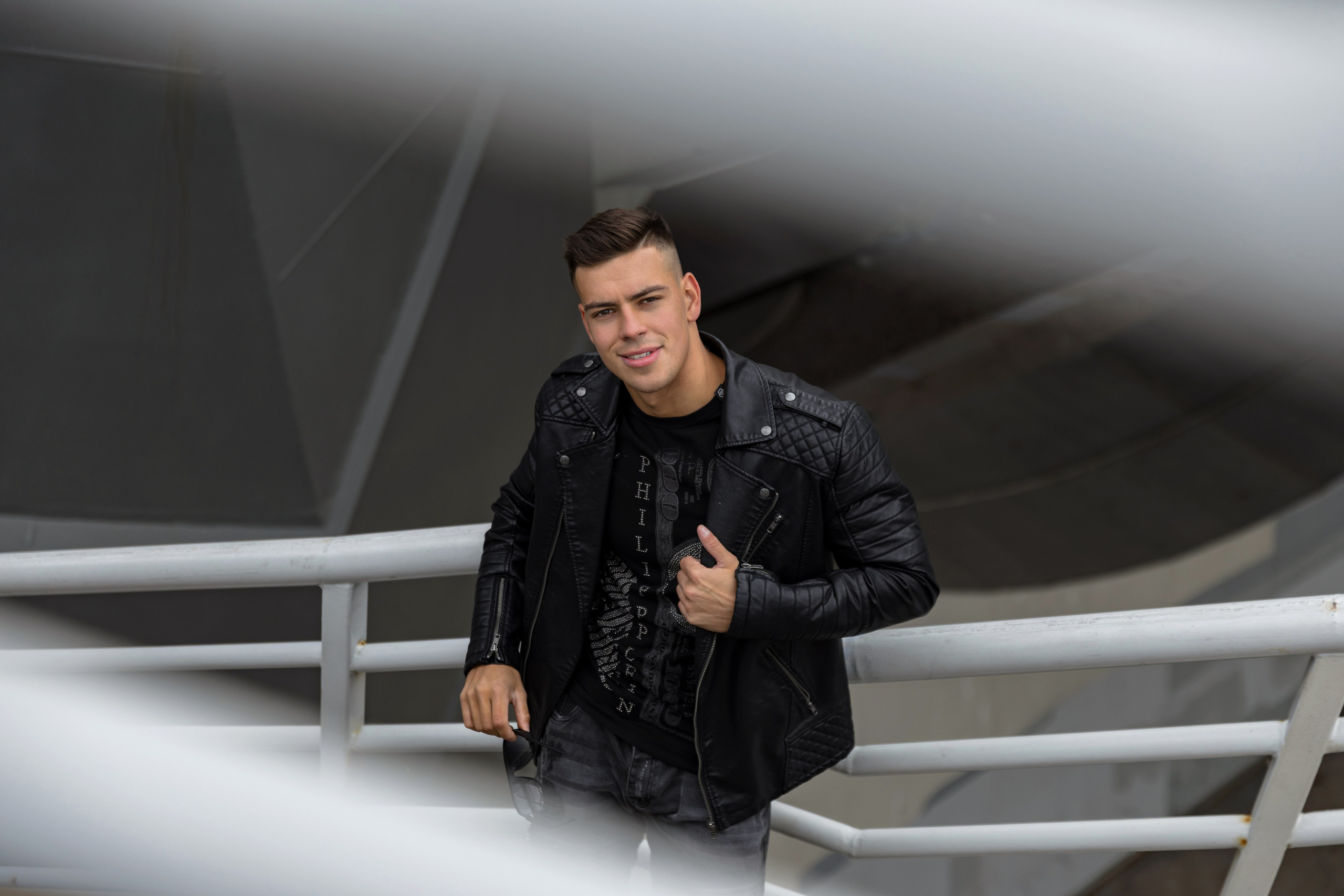 Георгий Славороссов, участник шоу Титаны и&nbsp;Ледниковый период