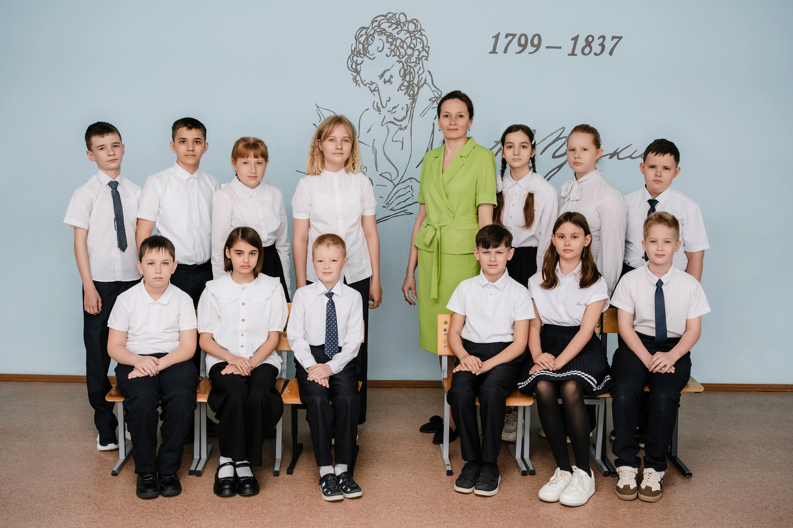 Выпускные альбомы, изготовление выпускных альбомов, фотосъемка выпускников. Фотограф в Туле Константин Гудовичев