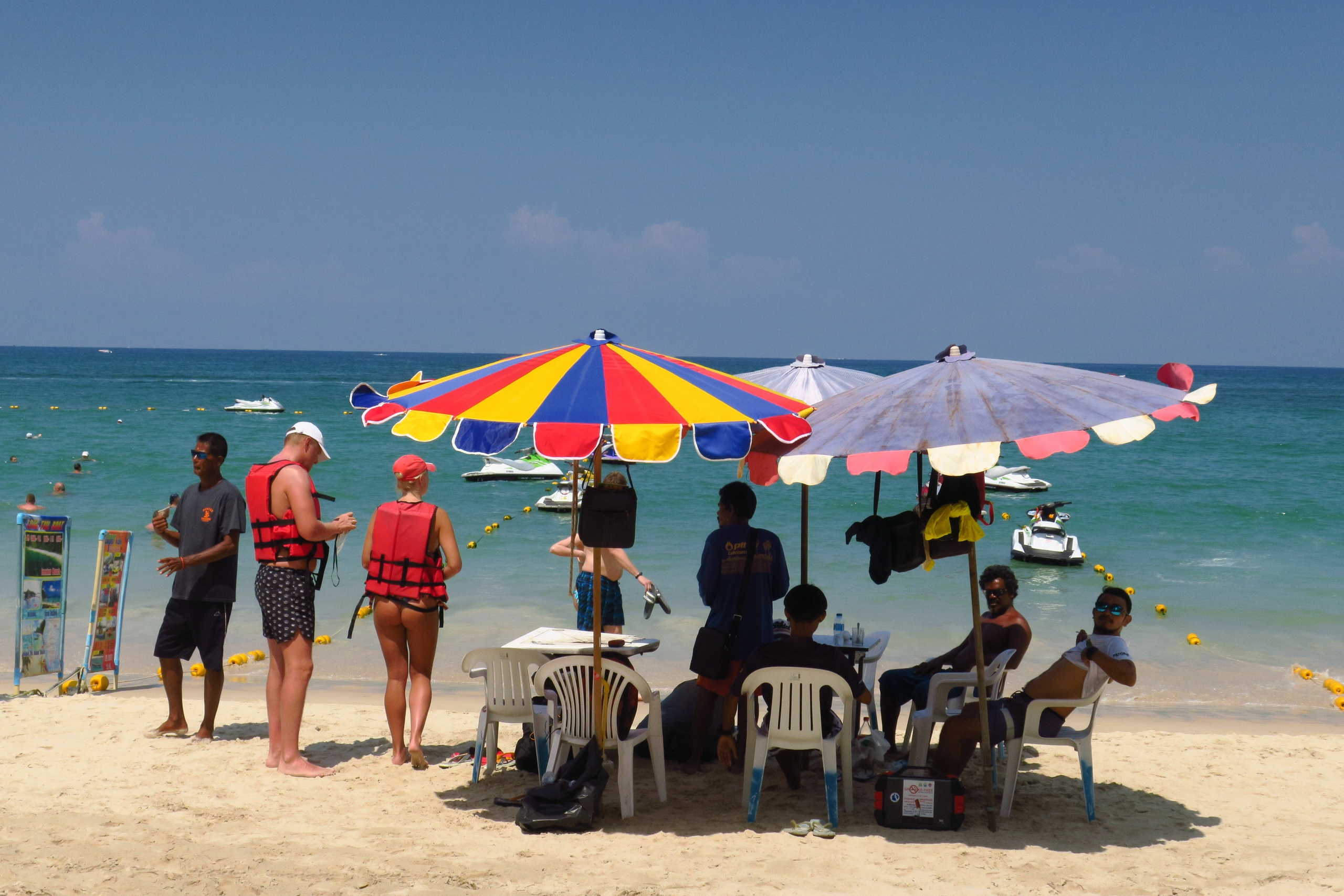 Фотоальбомы. Улица, люди, жизнь…