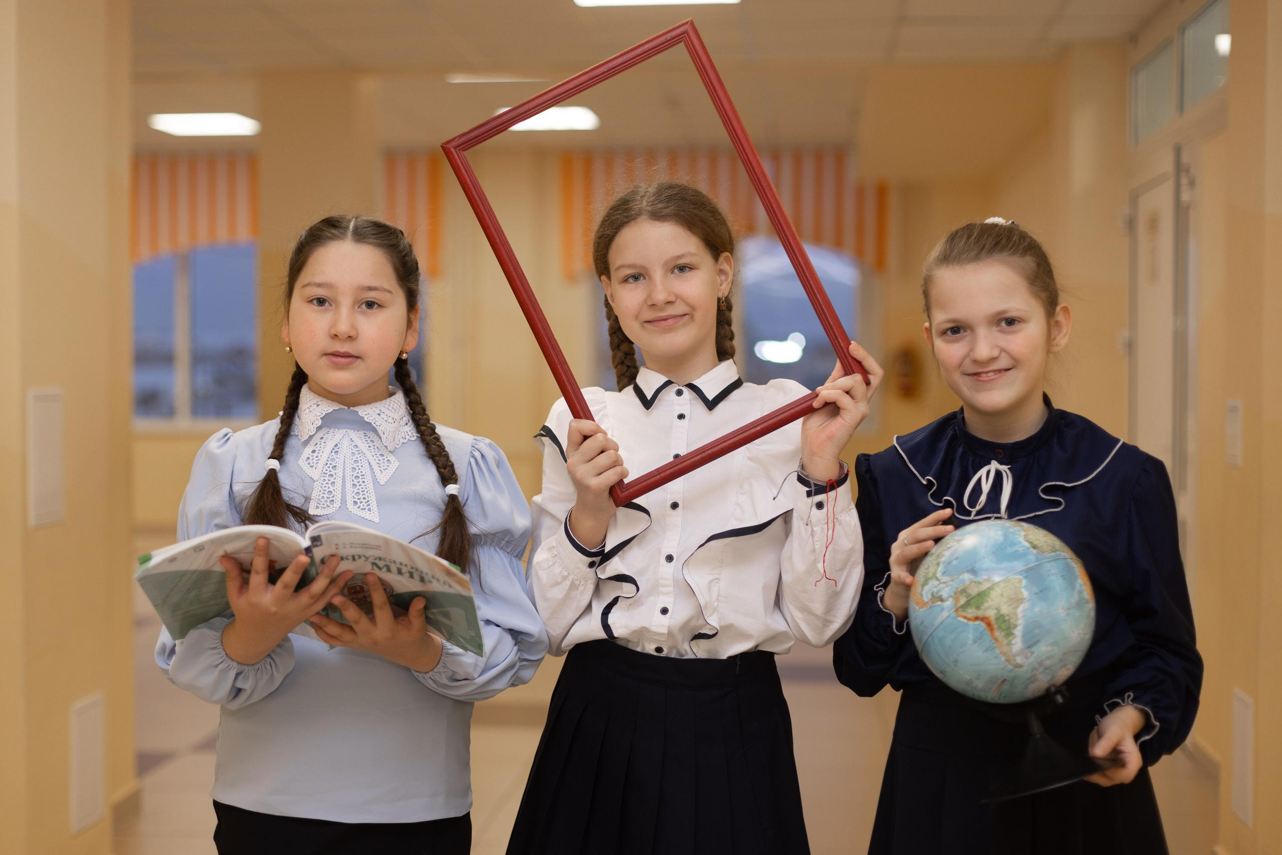 Грановская СОШ, Иркутский район, деревня Грановщина, штатный школьный фотограф, Детский портрет, выпускной альбом, начальная школа, ученицы, память,