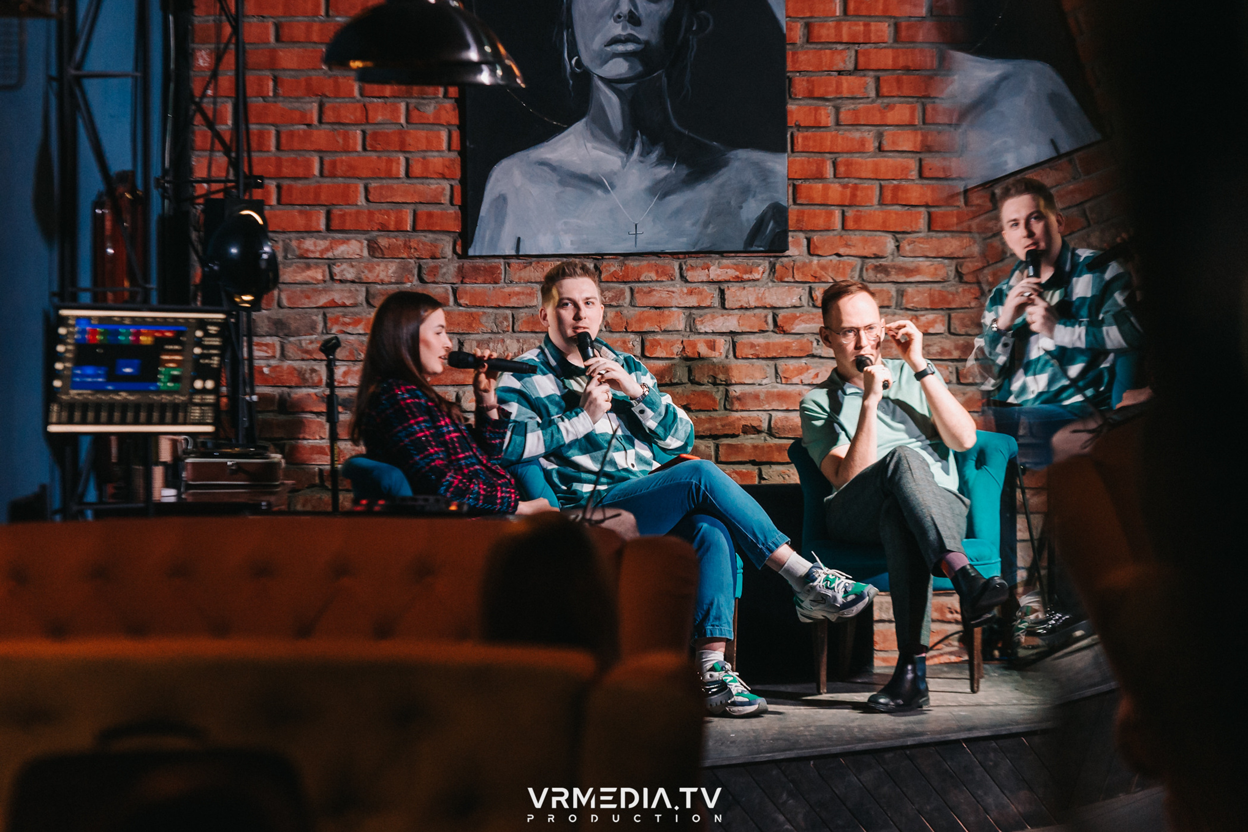 «ДАВАЙ ЧЕСТНО?» в баре-рюмочной «ТОЛК»