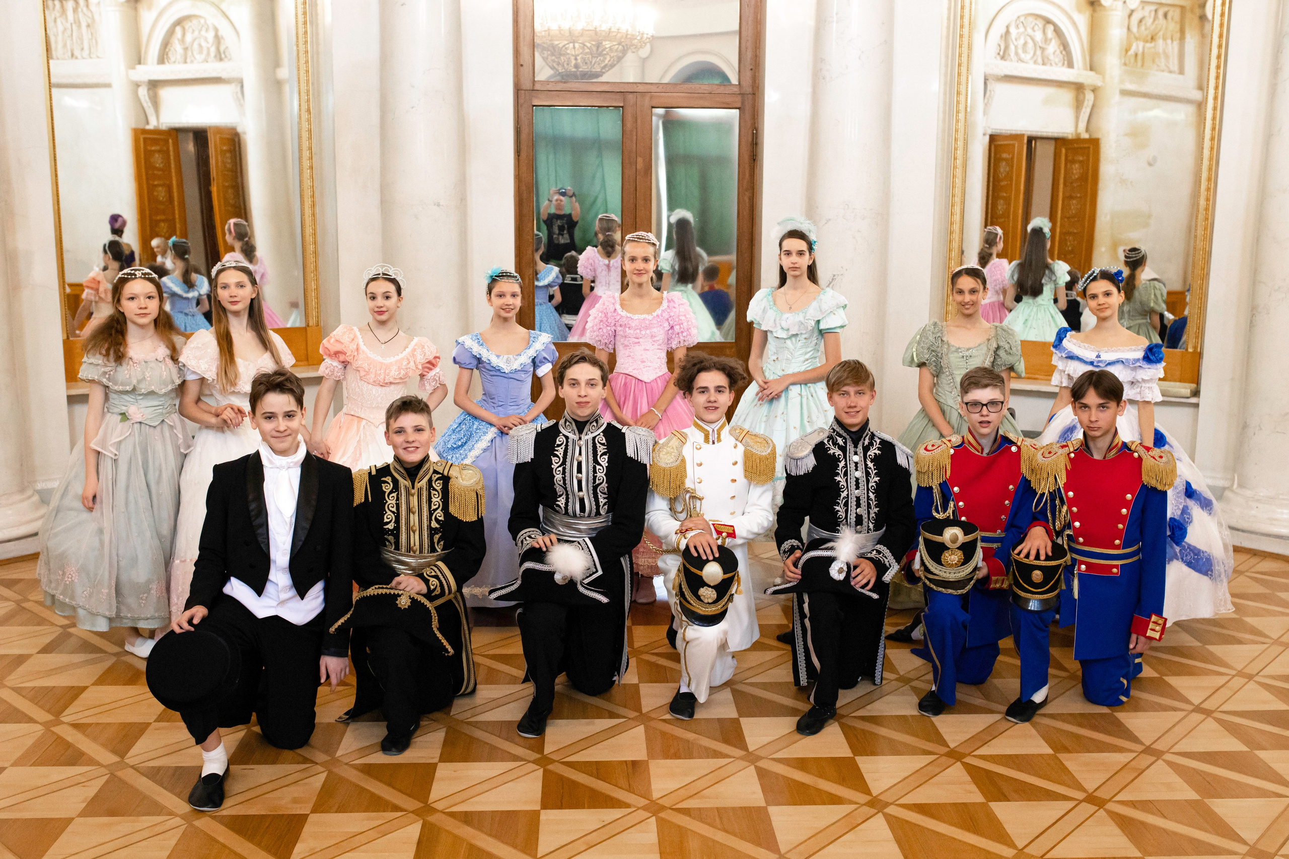 Бал во дворце. Елагин остров