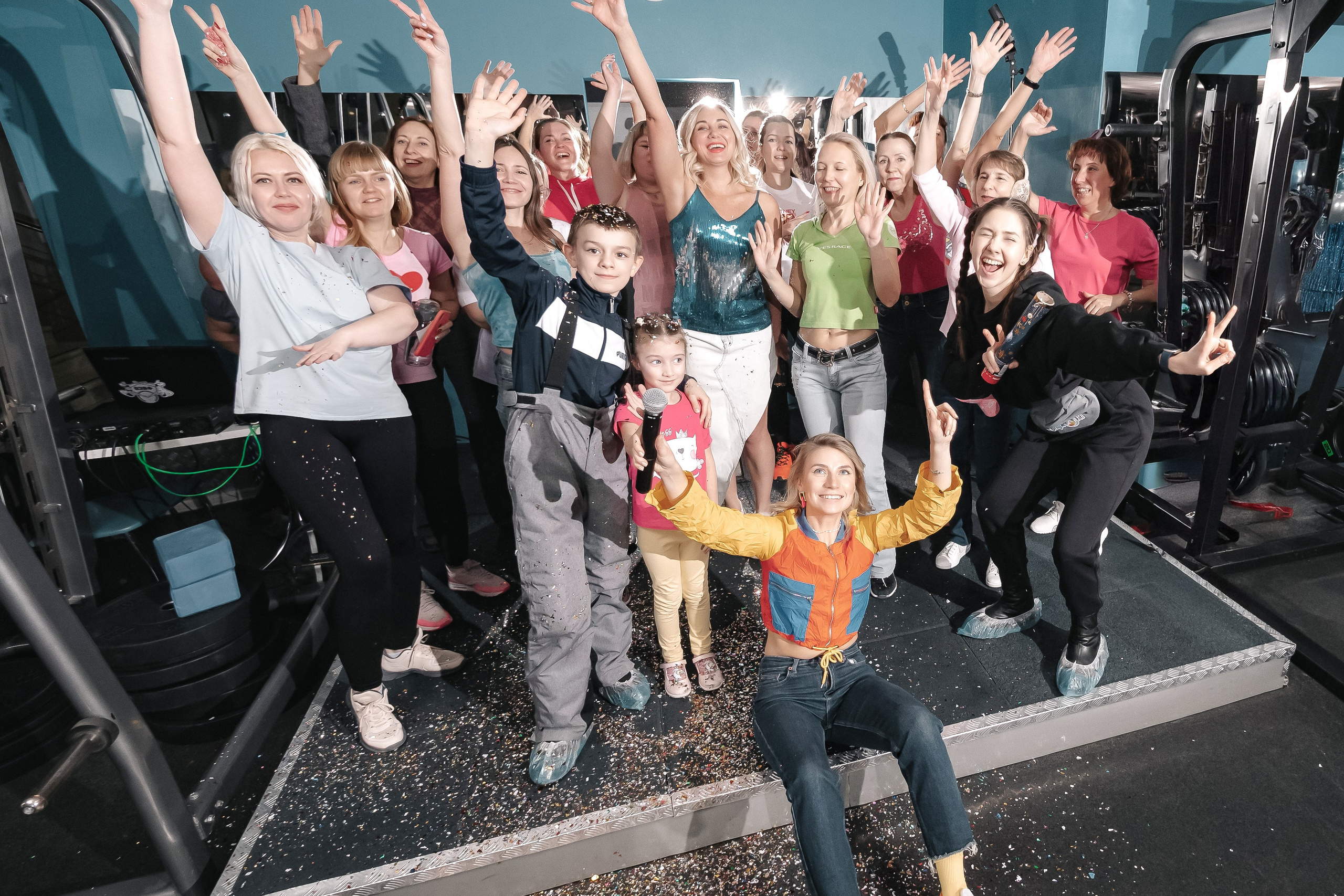 Bright Fit New Year Party