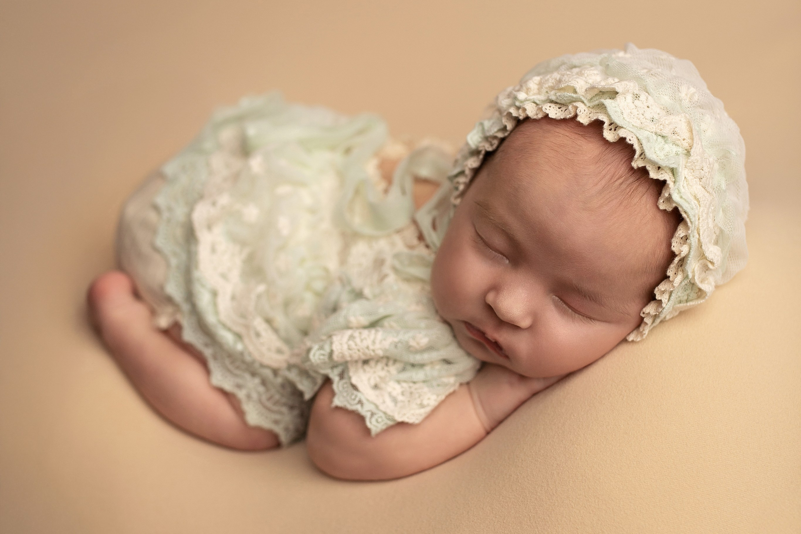 Мия пакет 2. Фотограф Новорожденных Новороссийск Елена Налбантова