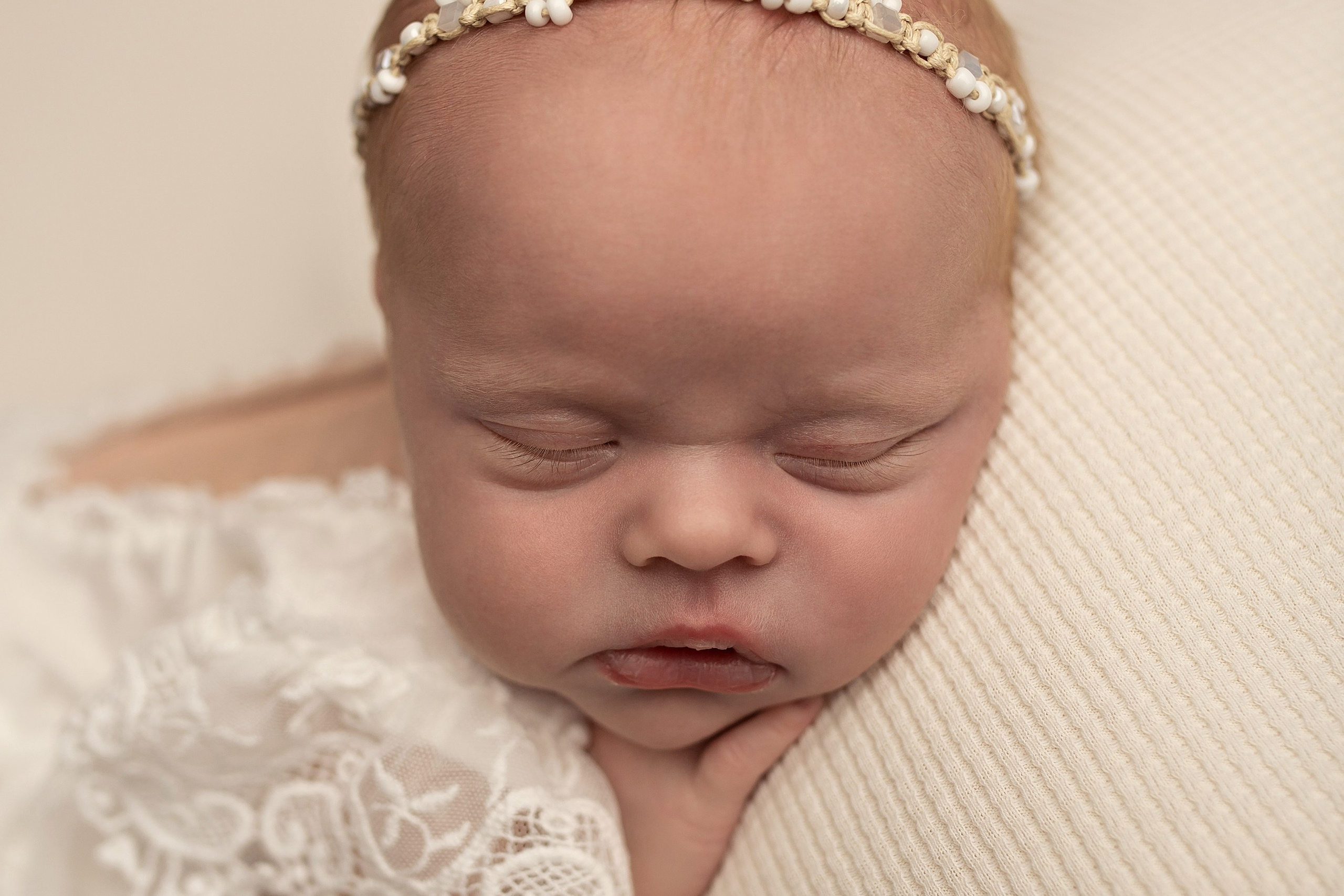 Ева пакет 2. Фотограф Новорожденных Новороссийск Елена Налбантова