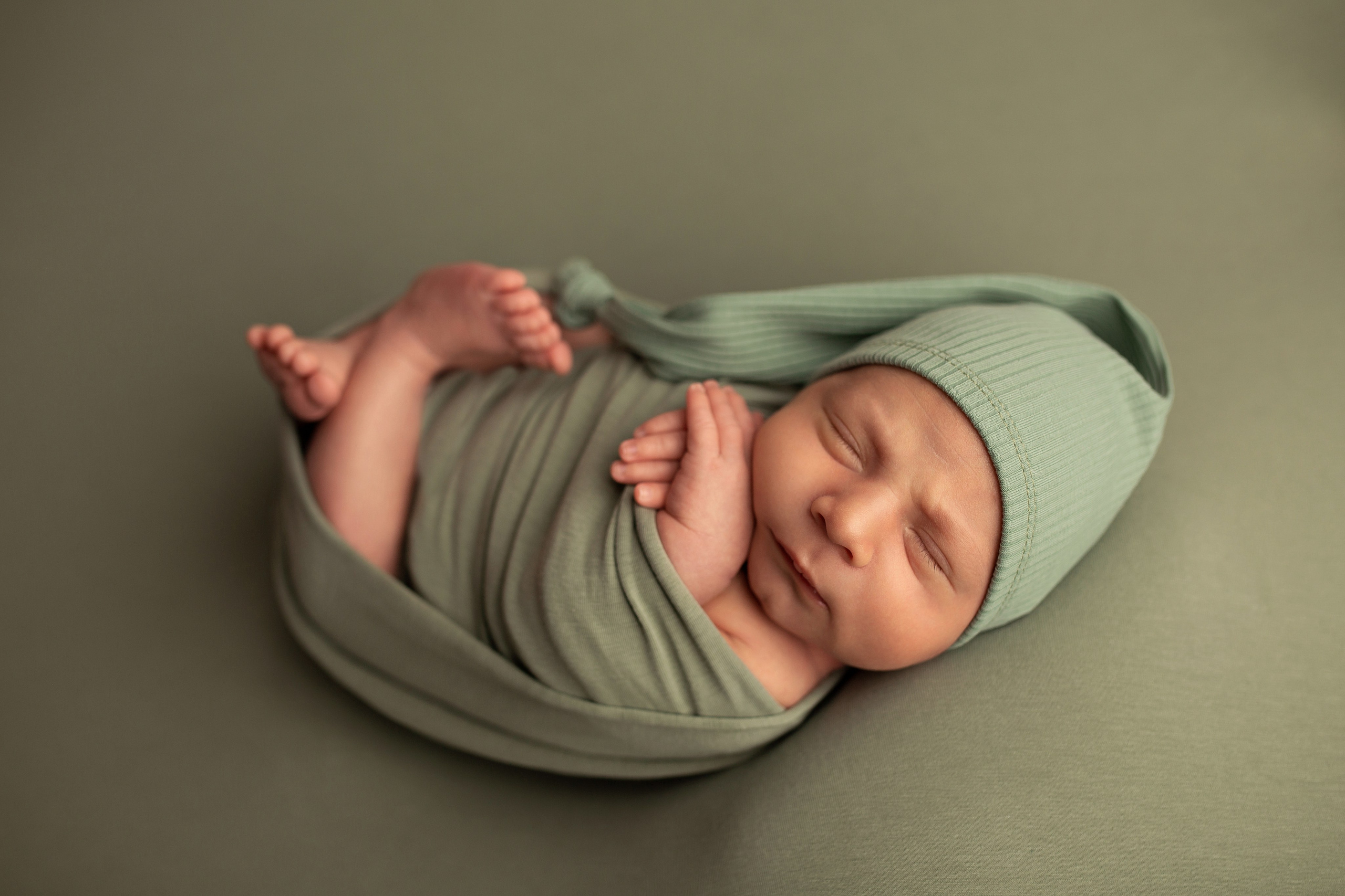 Марк пакет 1. Фотограф Новорожденных Новороссийск Елена Налбантова