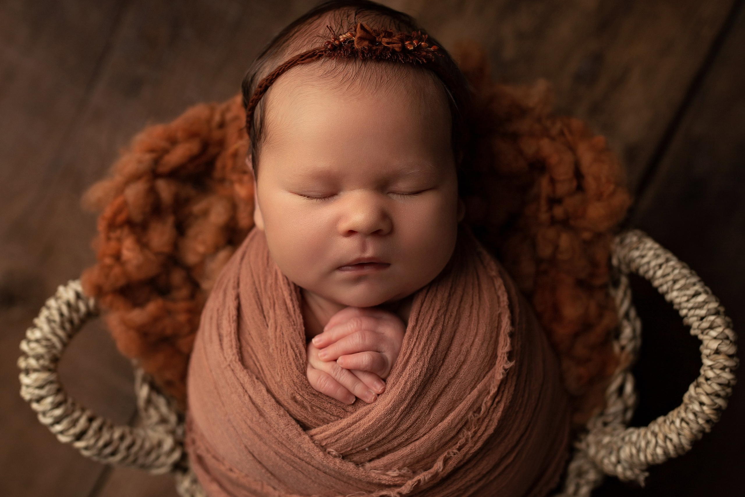 Василиса пакет Экспресс. Фотограф Новорожденных Новороссийск Елена Налбантова