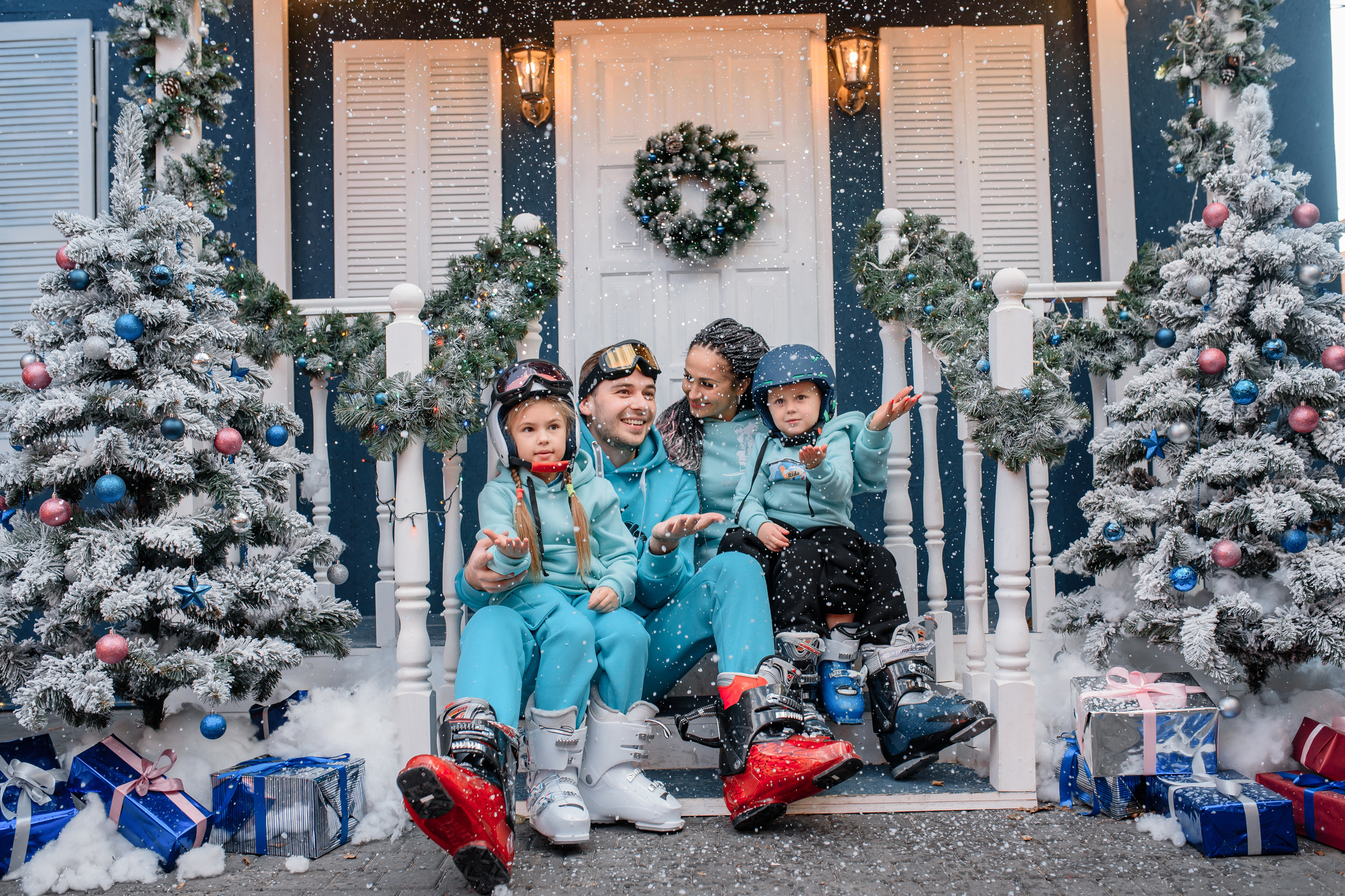 Новогодняя