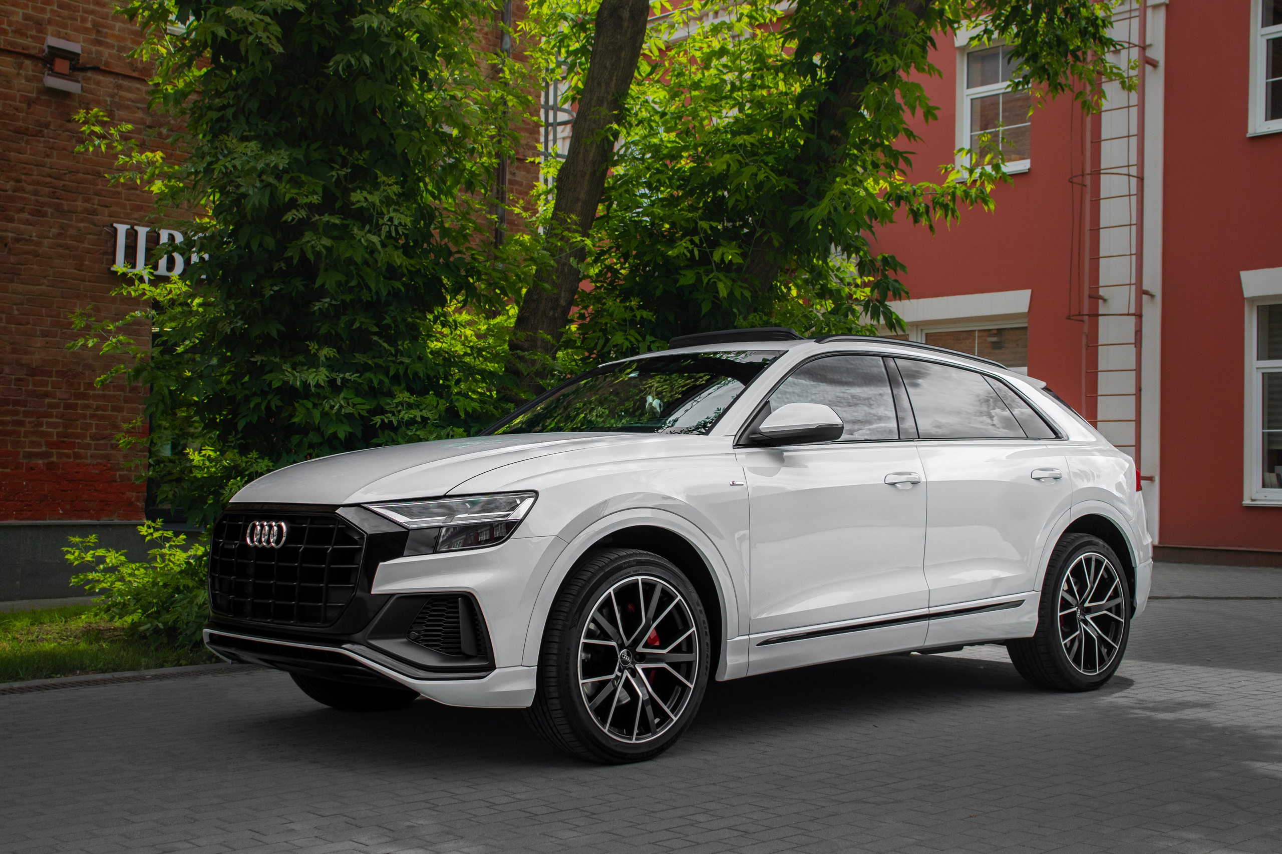Audi Q8