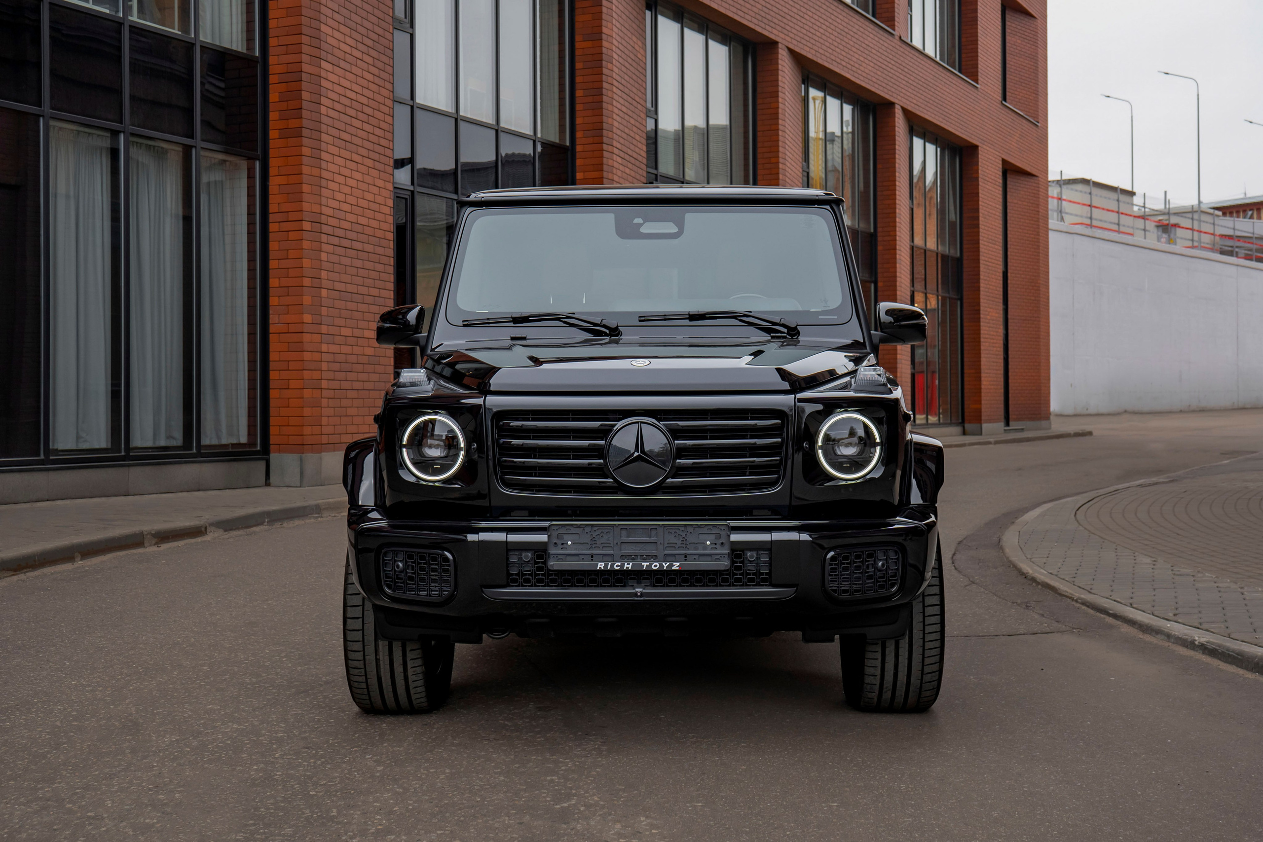 Mercedes-Benz G63
