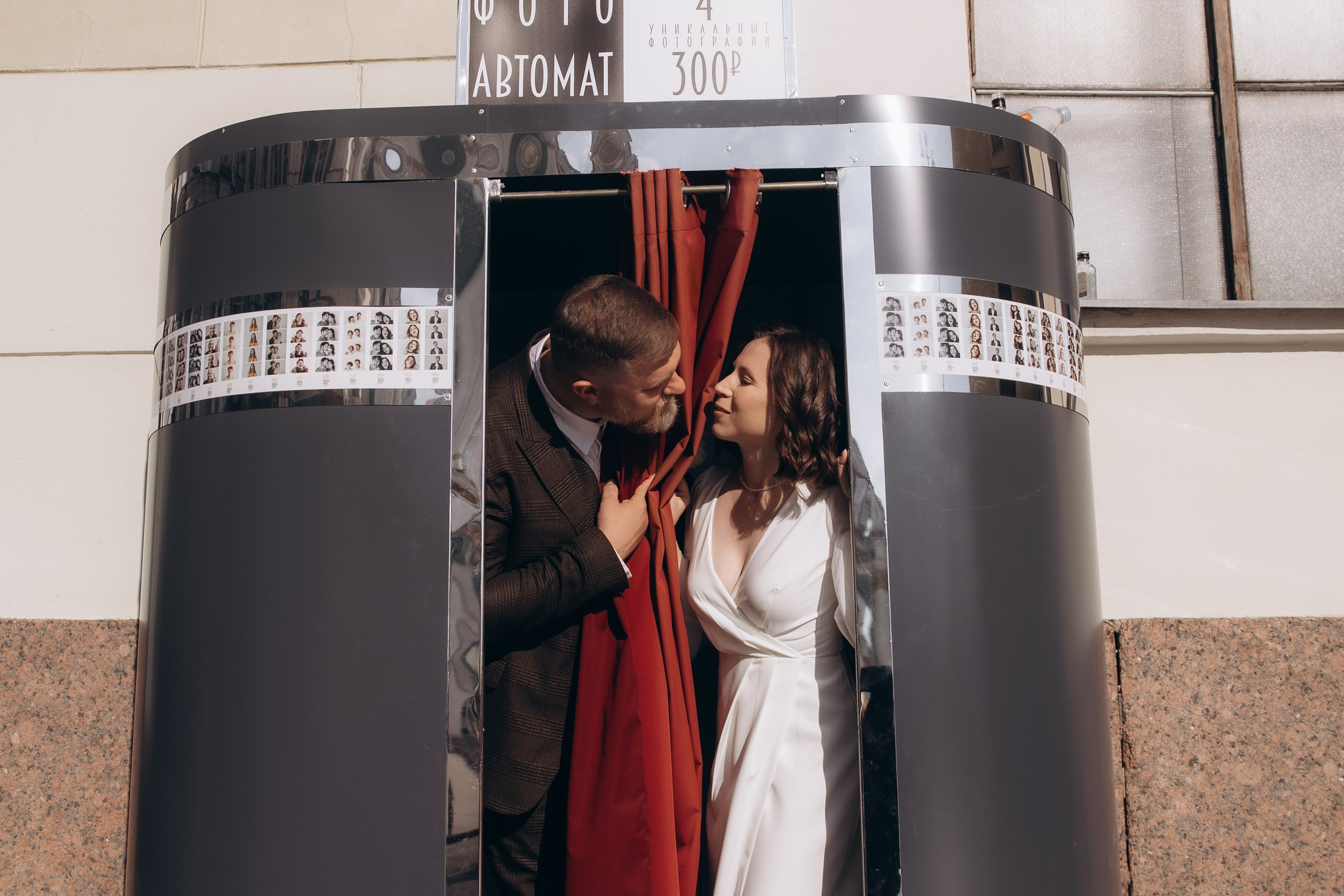 Свадебная фотосессия в Загсе Московского района в Санкт-Петербурге