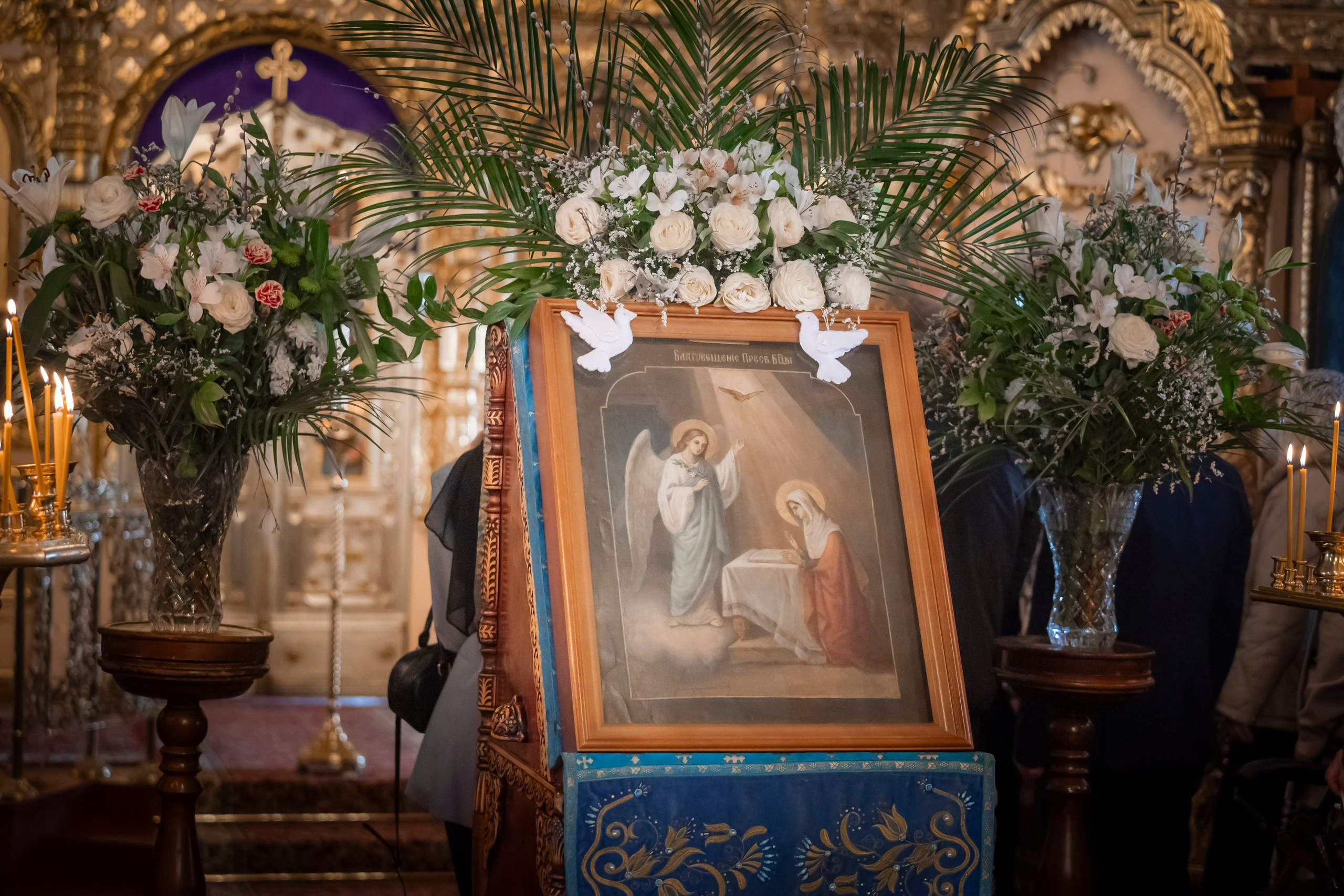 Богородский храм. Вынос Плащаницы. Антон и Татьяна Денисенко — В храме