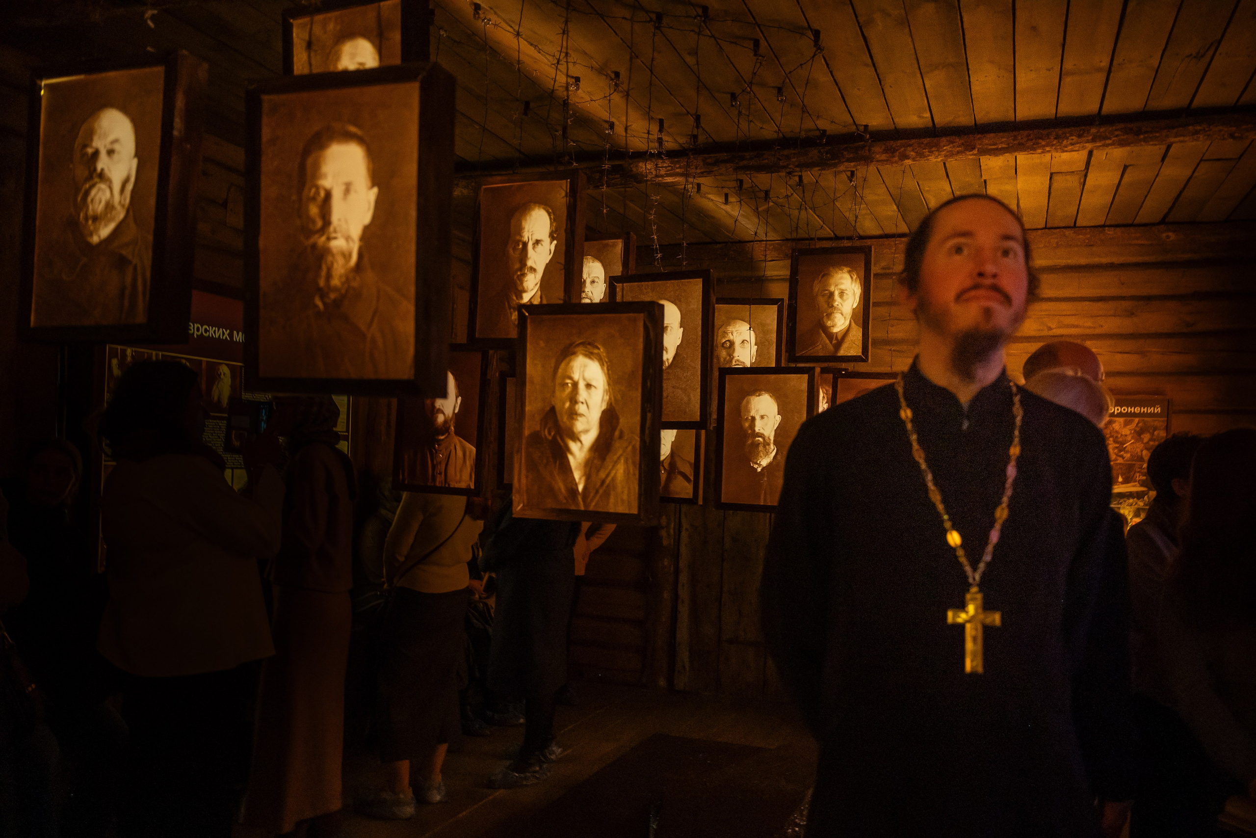 Богородский храм. Вынос Плащаницы. Антон и Татьяна Денисенко — В храме