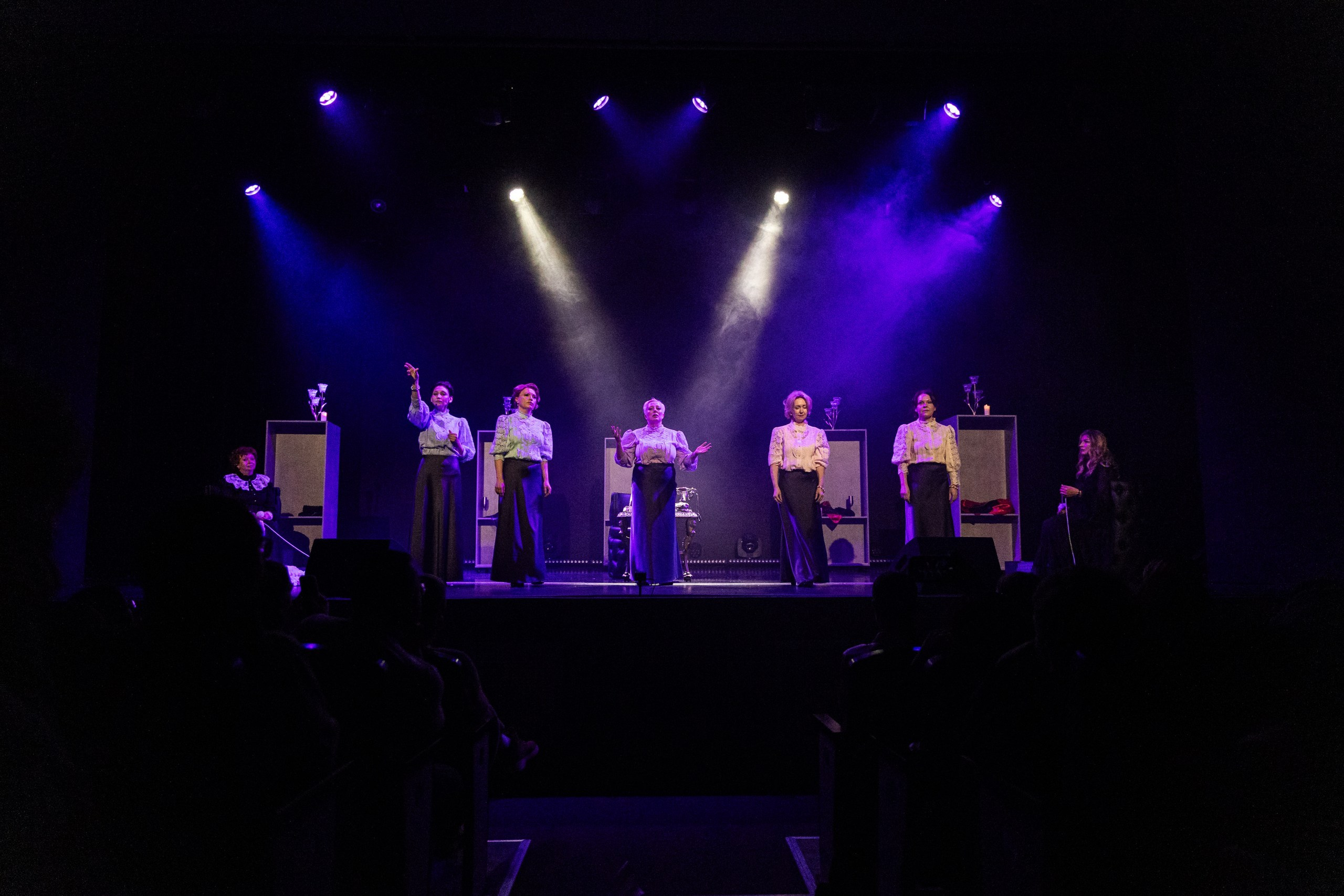 Театр в лицах. ЖиваЯ — театр Ксении Сосновских